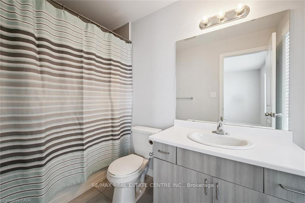 Photo 19 of Unit 14, 100 Chester Drive, Cambridge — HOMEH