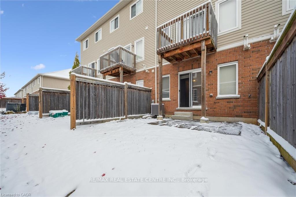Photo 23 of Unit 14, 100 Chester Drive, Cambridge — HOMEH