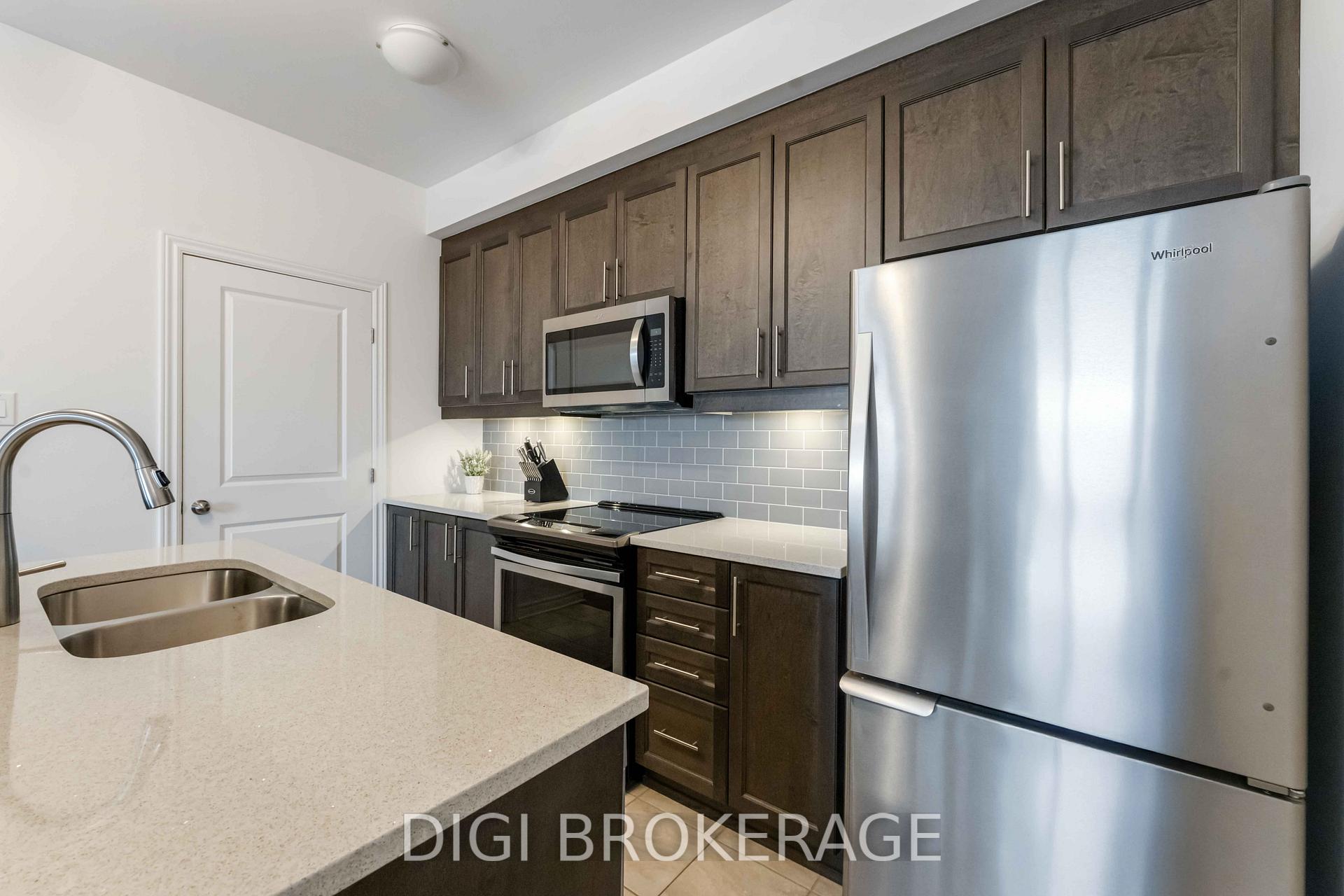 Photo 12 of 40D Jaguar Private, Ottawa, Kanata - Emerald Meadows/Trailwest — HOMEH