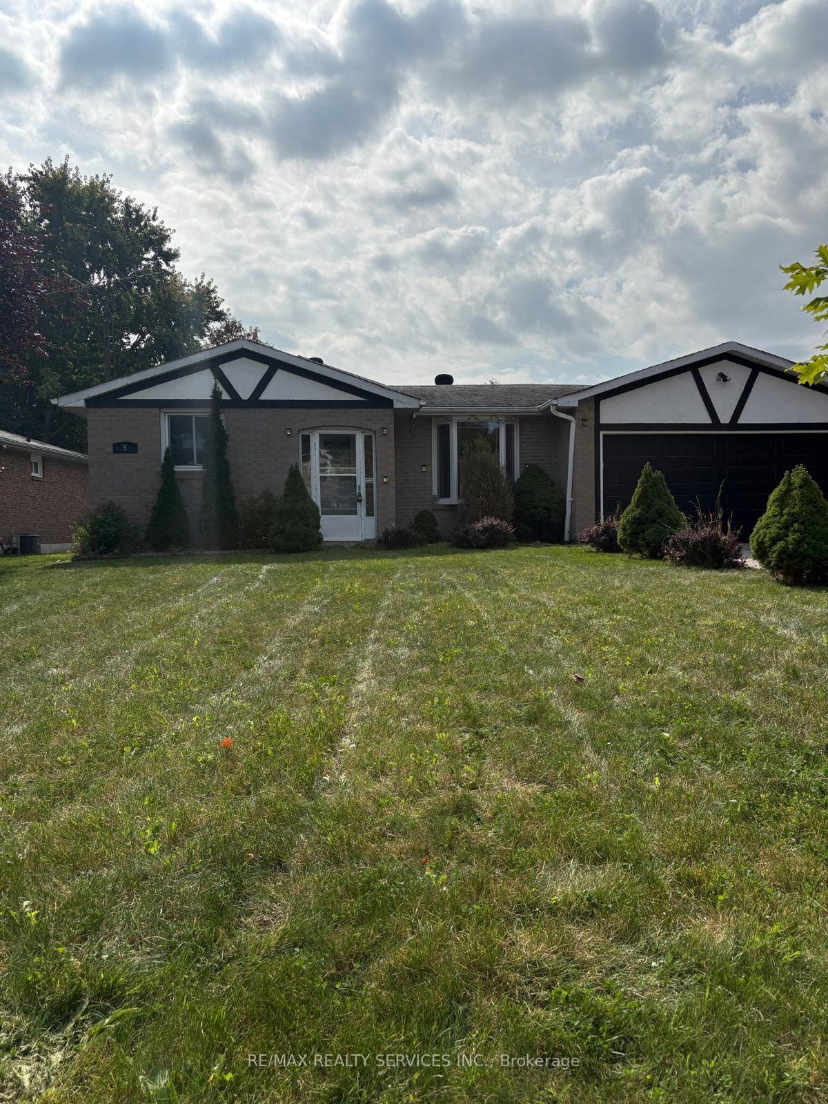Photo 1 of 5 Hammond Crescent, New Tecumseth, Beeton — HOMEH