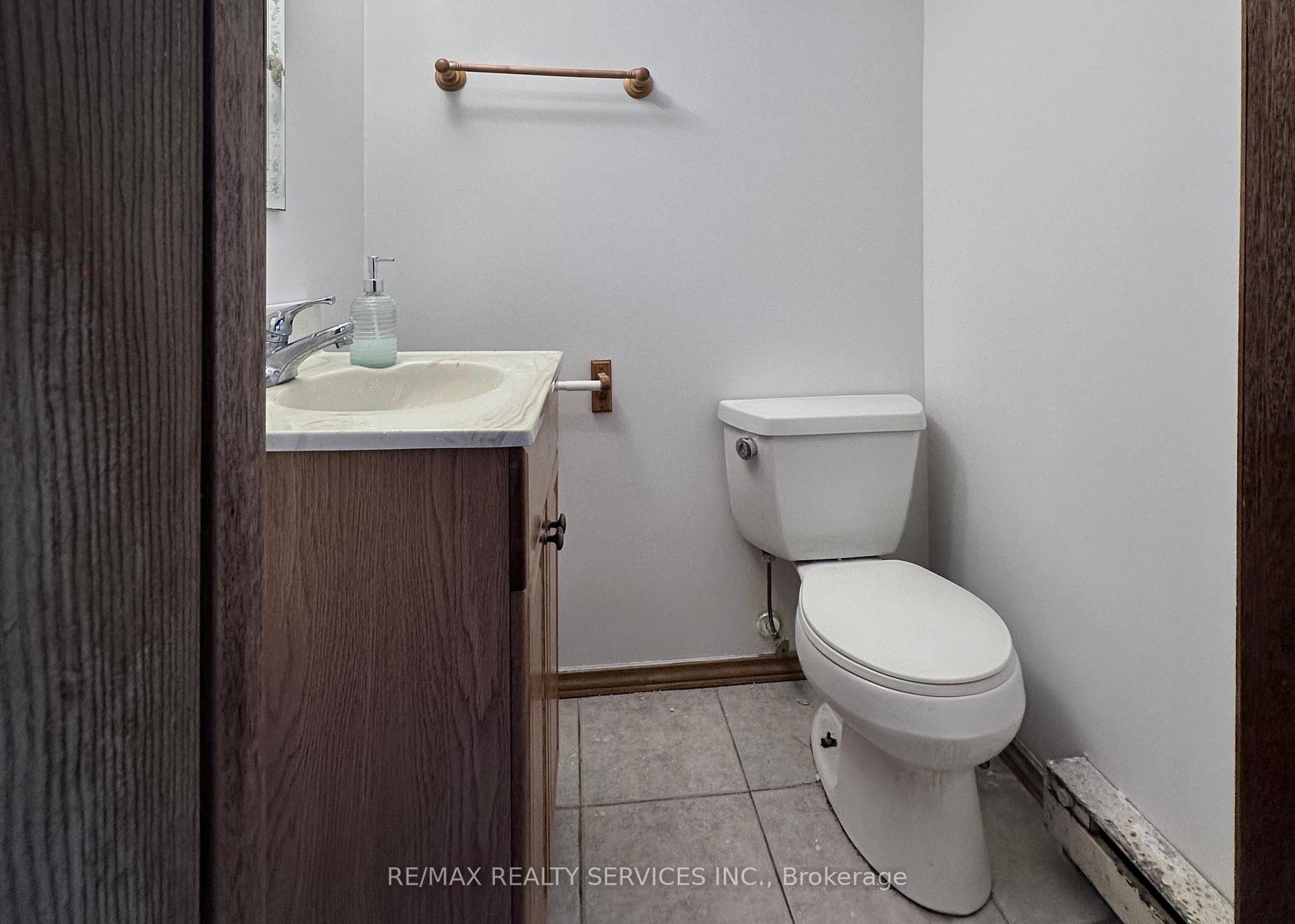 Photo 22 of 5 Hammond Crescent, New Tecumseth, Beeton — HOMEH