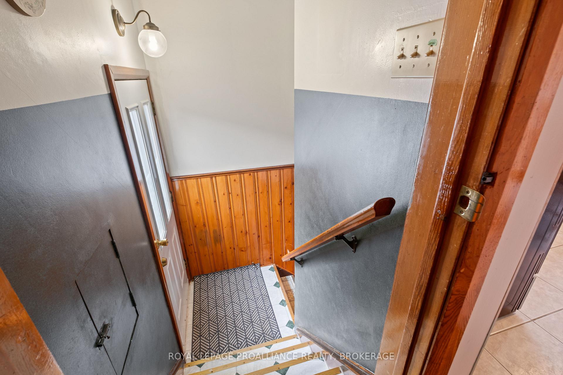 Photo 6 of 56 Campbell Crescent, Kingston, Central City West — HOMEH