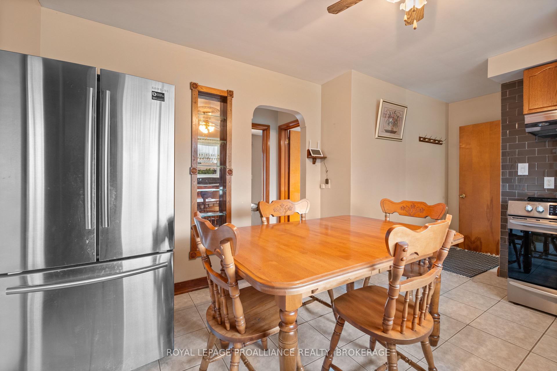 Photo 17 of 56 Campbell Crescent, Kingston, Central City West — HOMEH