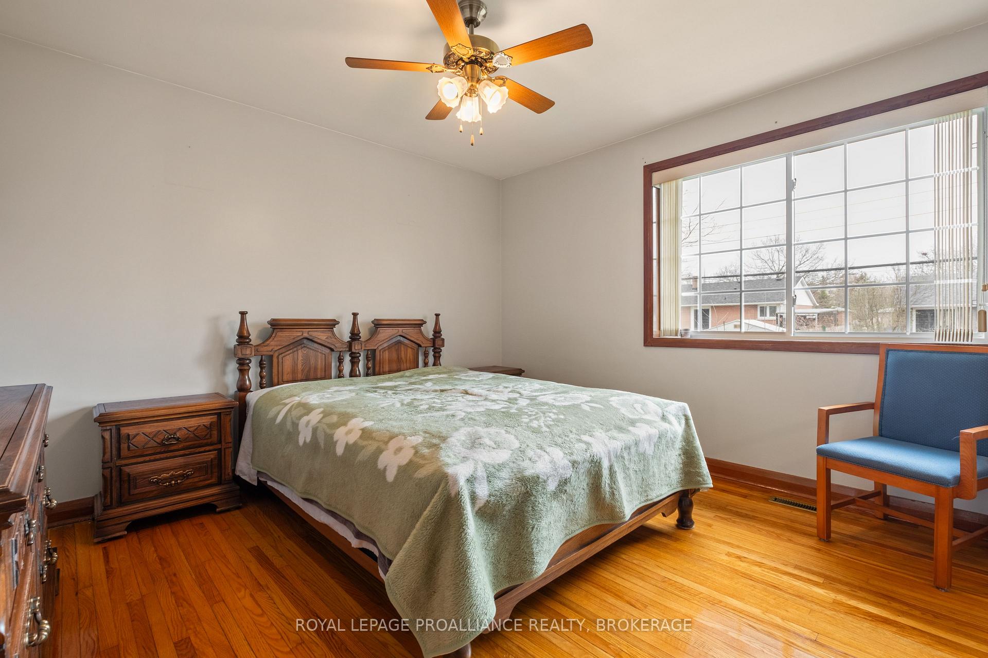 Photo 12 of 56 Campbell Crescent, Kingston, Central City West — HOMEH