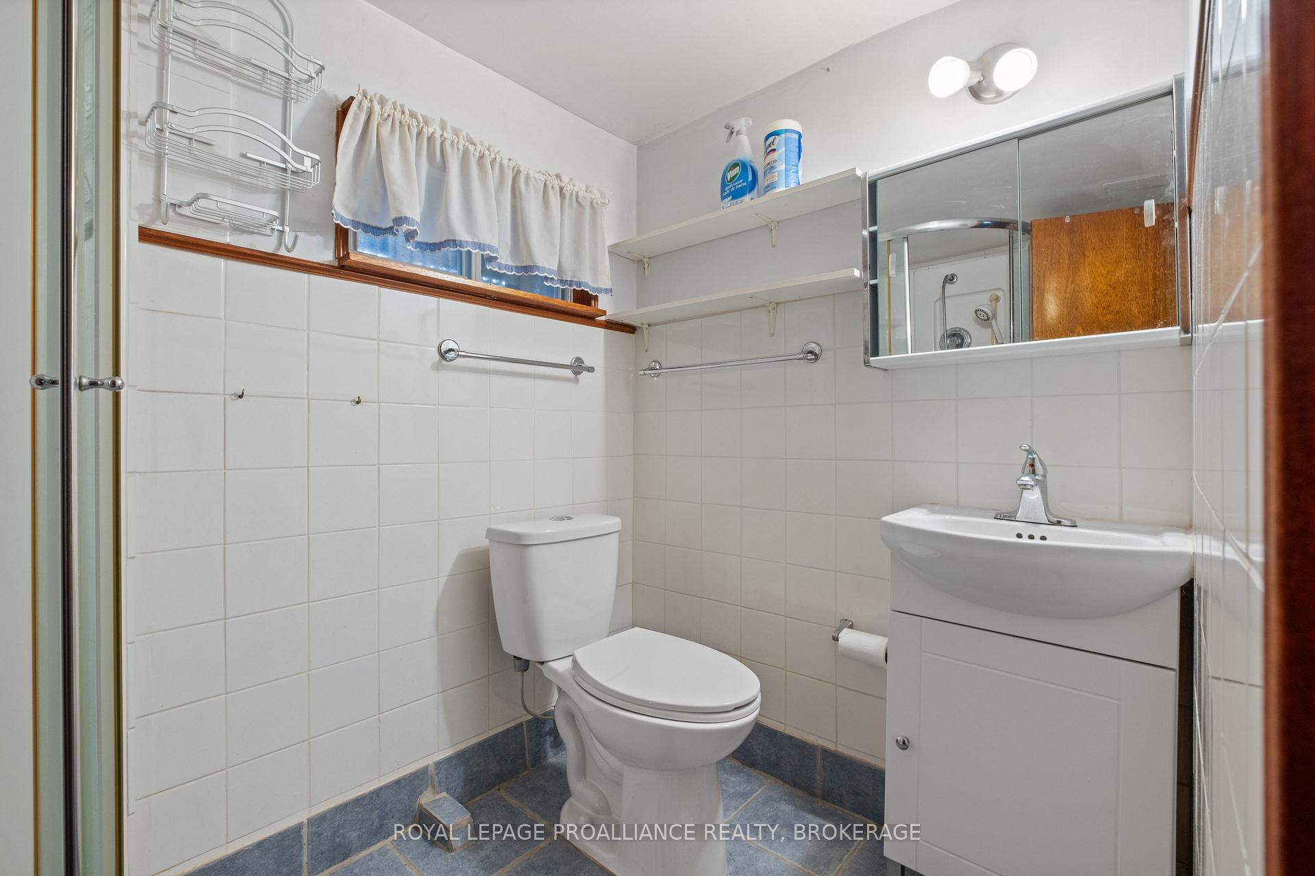Photo 19 of 56 Campbell Crescent, Kingston, Central City West — HOMEH