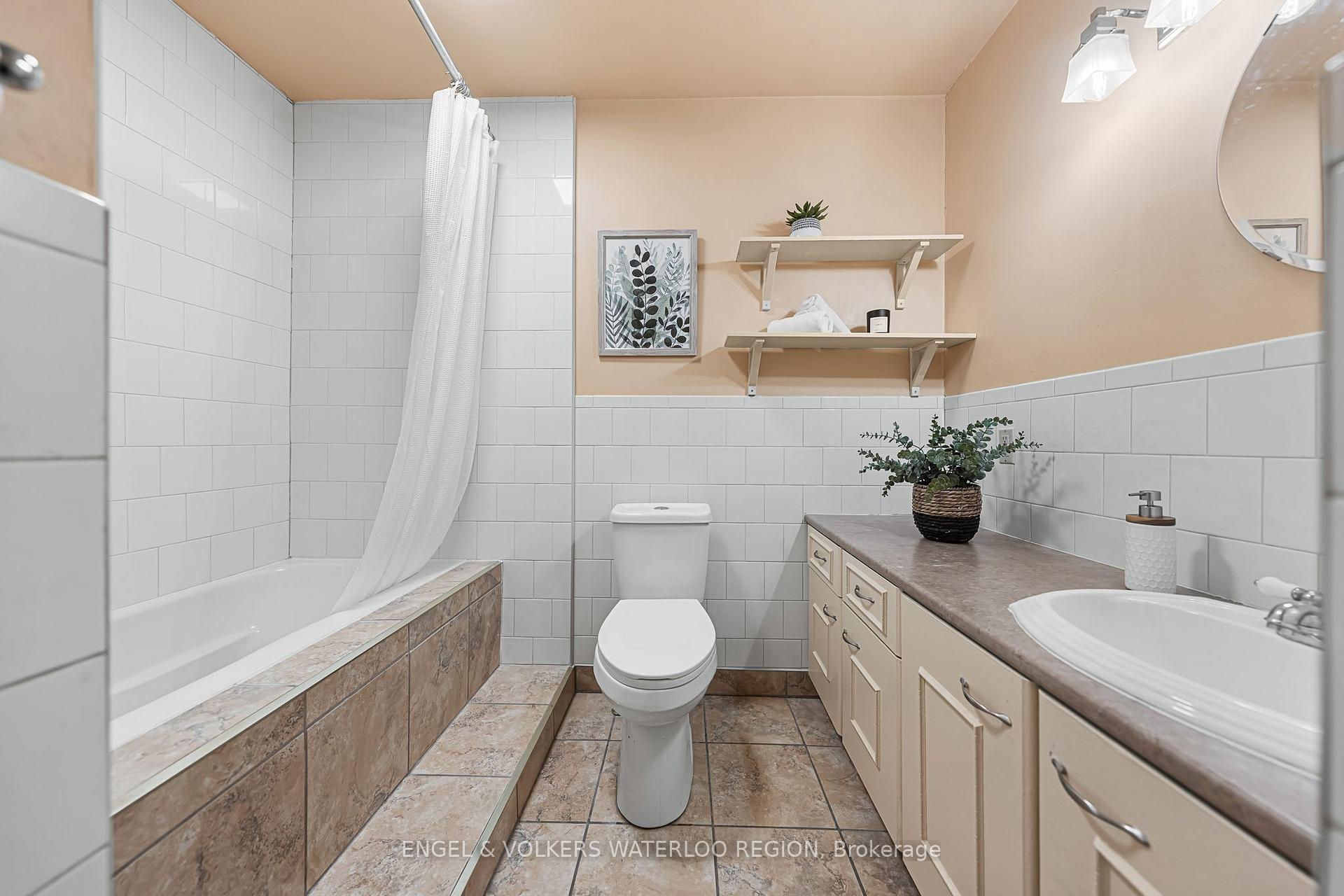 Photo 28 of Unit 410, 500 Westmount Road W, Kitchener — HOMEH