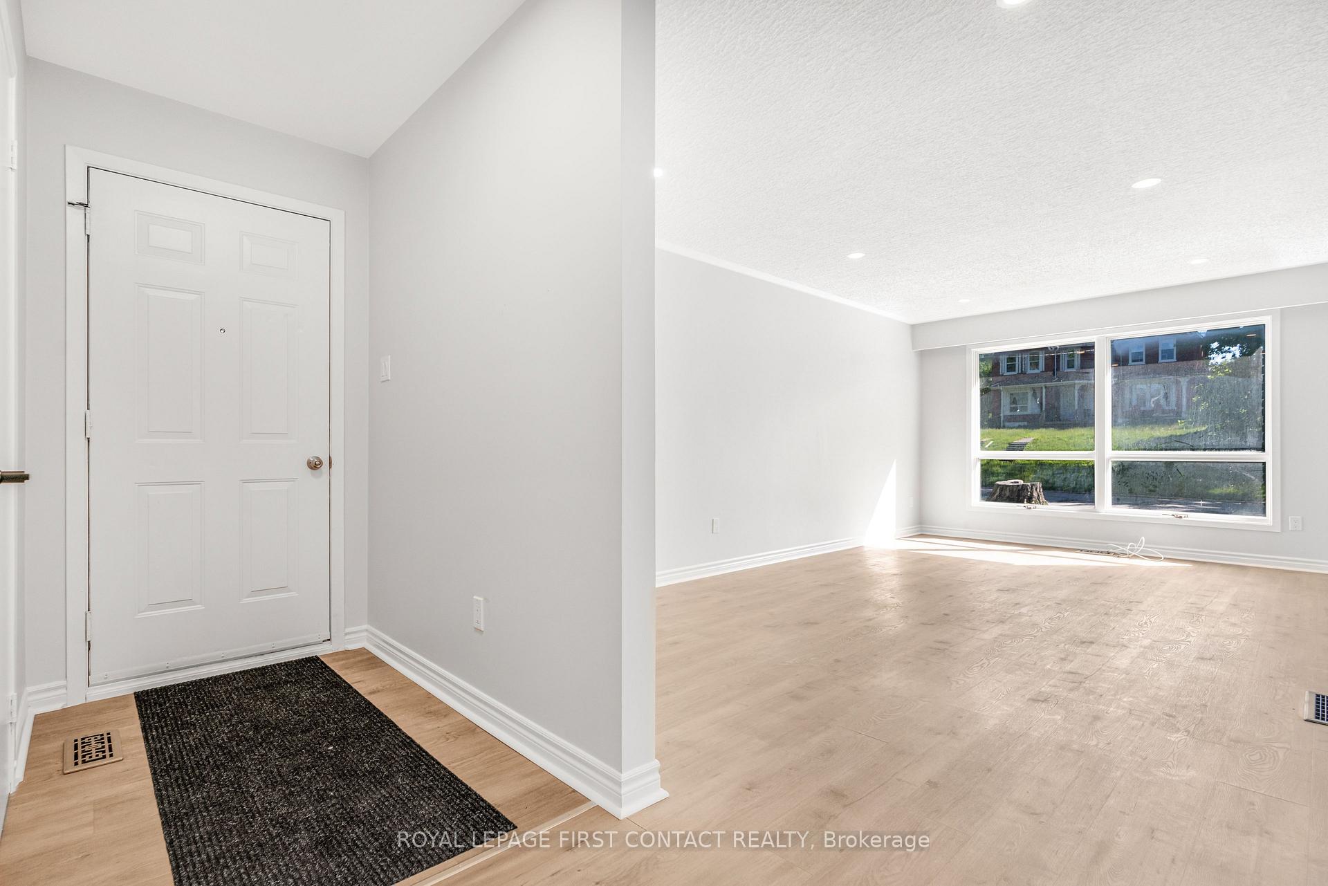 Photo 3 of 14&16 Peel Street, Barrie, Codrington — HOMEH