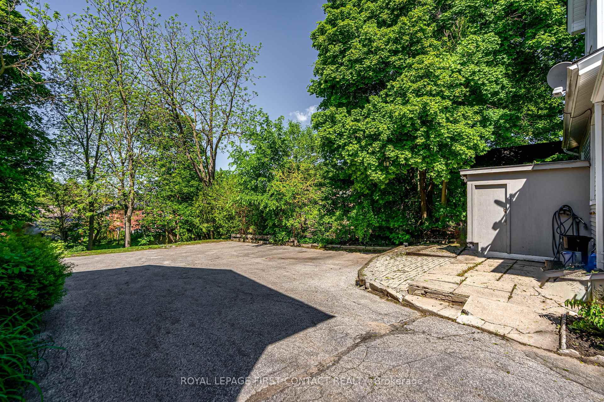 Photo 14 of 14&16 Peel Street, Barrie, Codrington — HOMEH