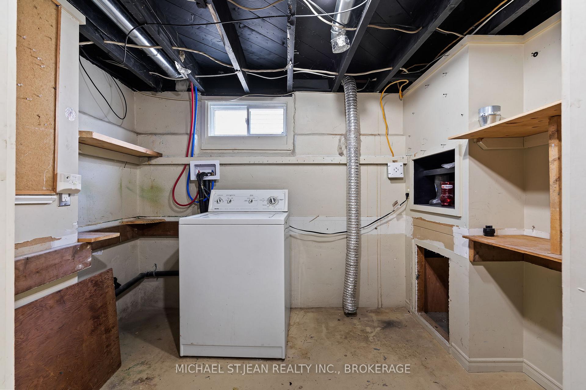 Photo 17 of 11 Marlborough Avenue, St. Catharines, Facer — HOMEH