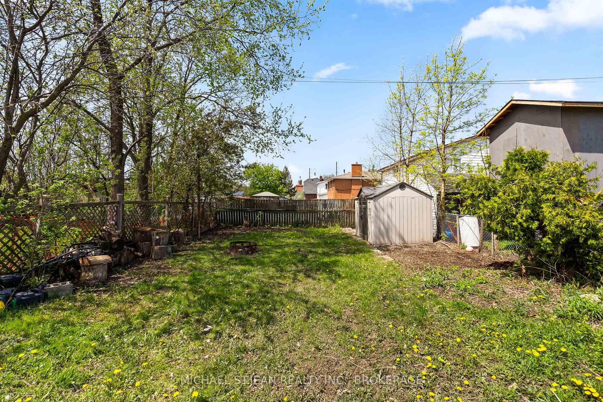 Photo 21 of 11 Marlborough Avenue, St. Catharines, Facer — HOMEH