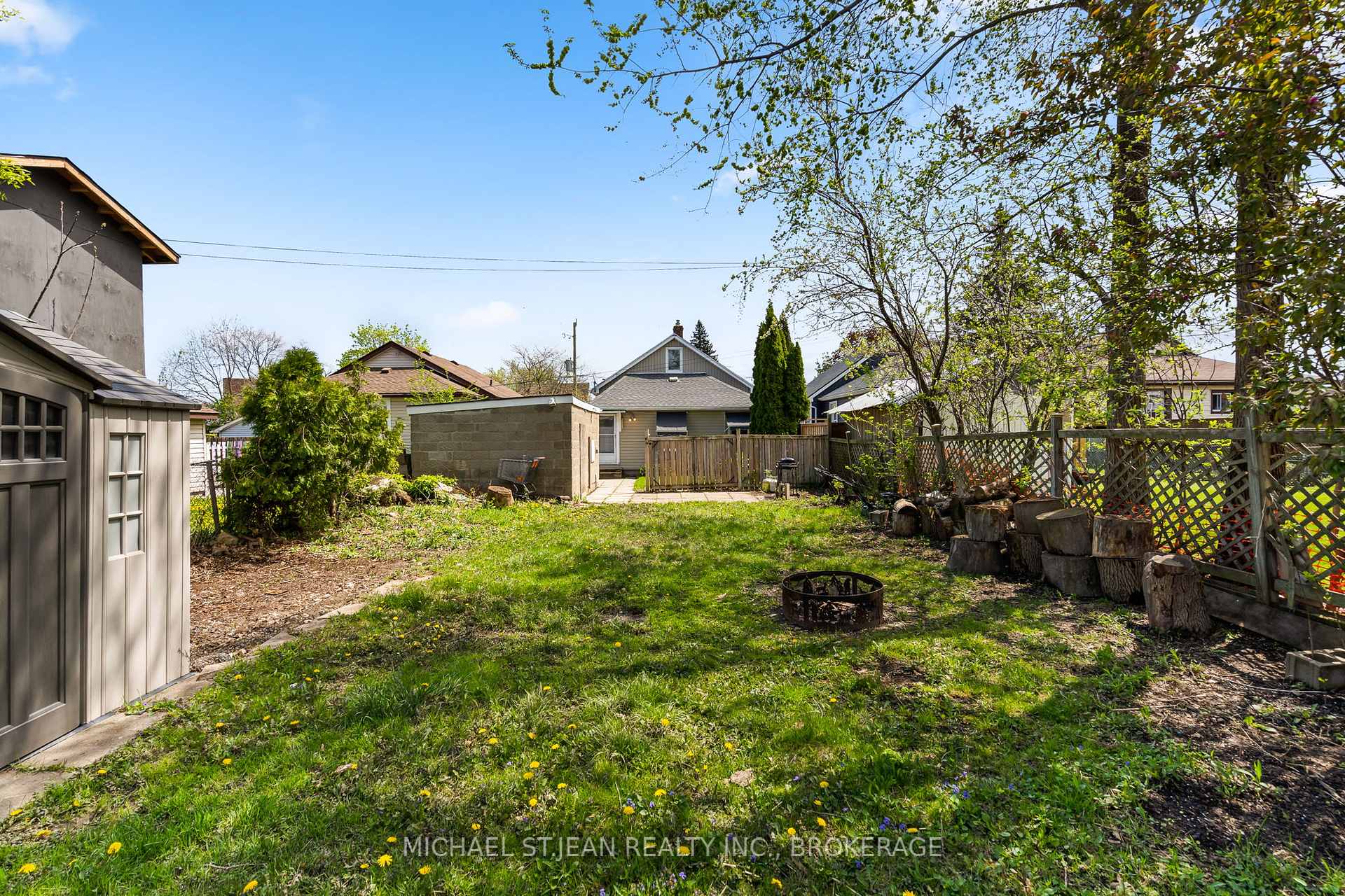 Photo 25 of 11 Marlborough Avenue, St. Catharines, Facer — HOMEH