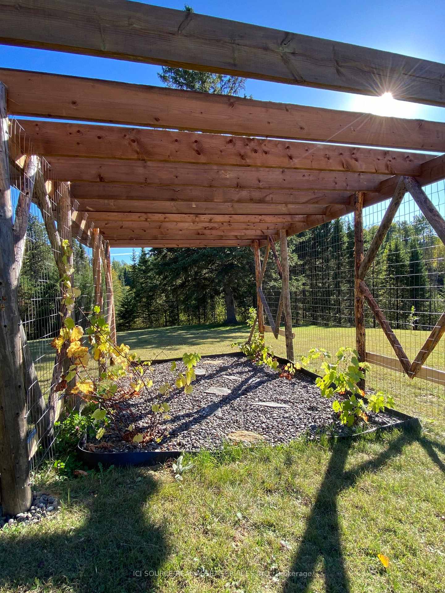 Photo 24 of 128 Pipeline Road, Thunder Bay — HOMEH