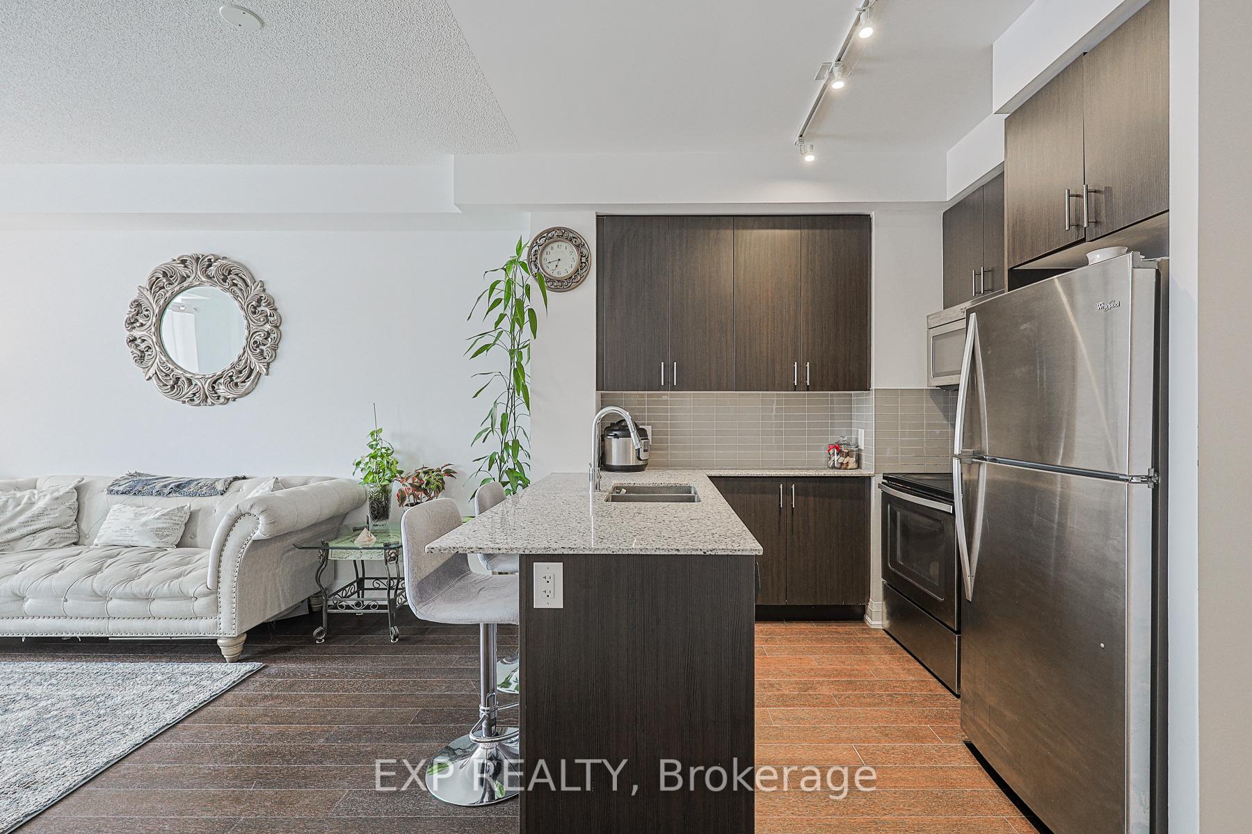 Photo 4 of Unit 302, 9582 Markham Road, Markham, Wismer — HOMEH