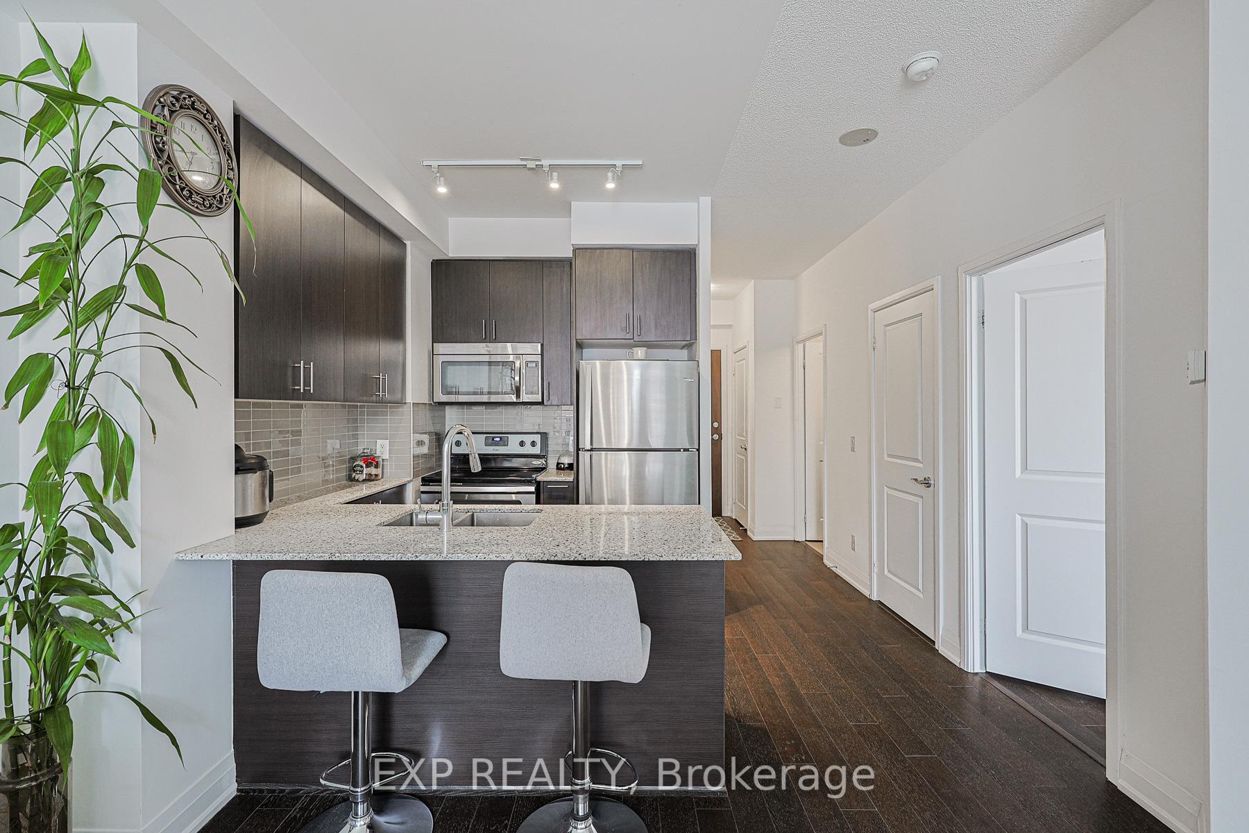 Photo 2 of Unit 302, 9582 Markham Road, Markham, Wismer — HOMEH