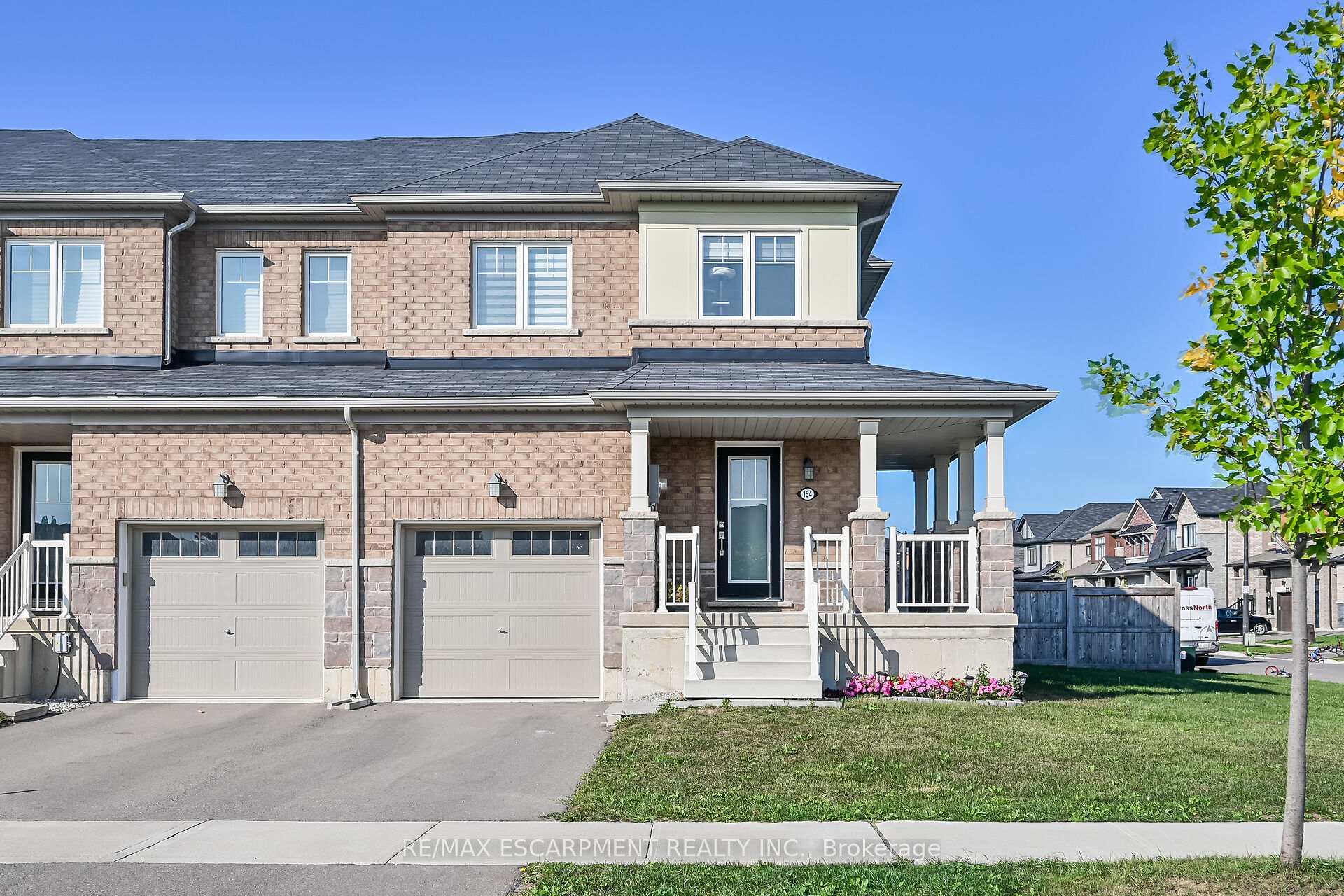 Photo 14 of 164 MacLachlan Avenue, Haldimand — HOMEH