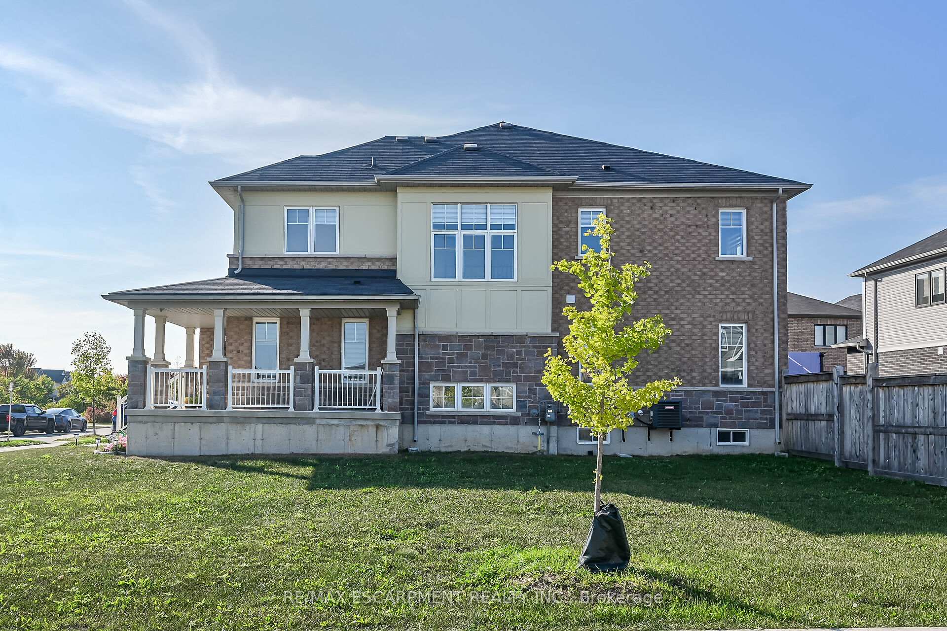 Photo 35 of 164 MacLachlan Avenue, Haldimand — HOMEH