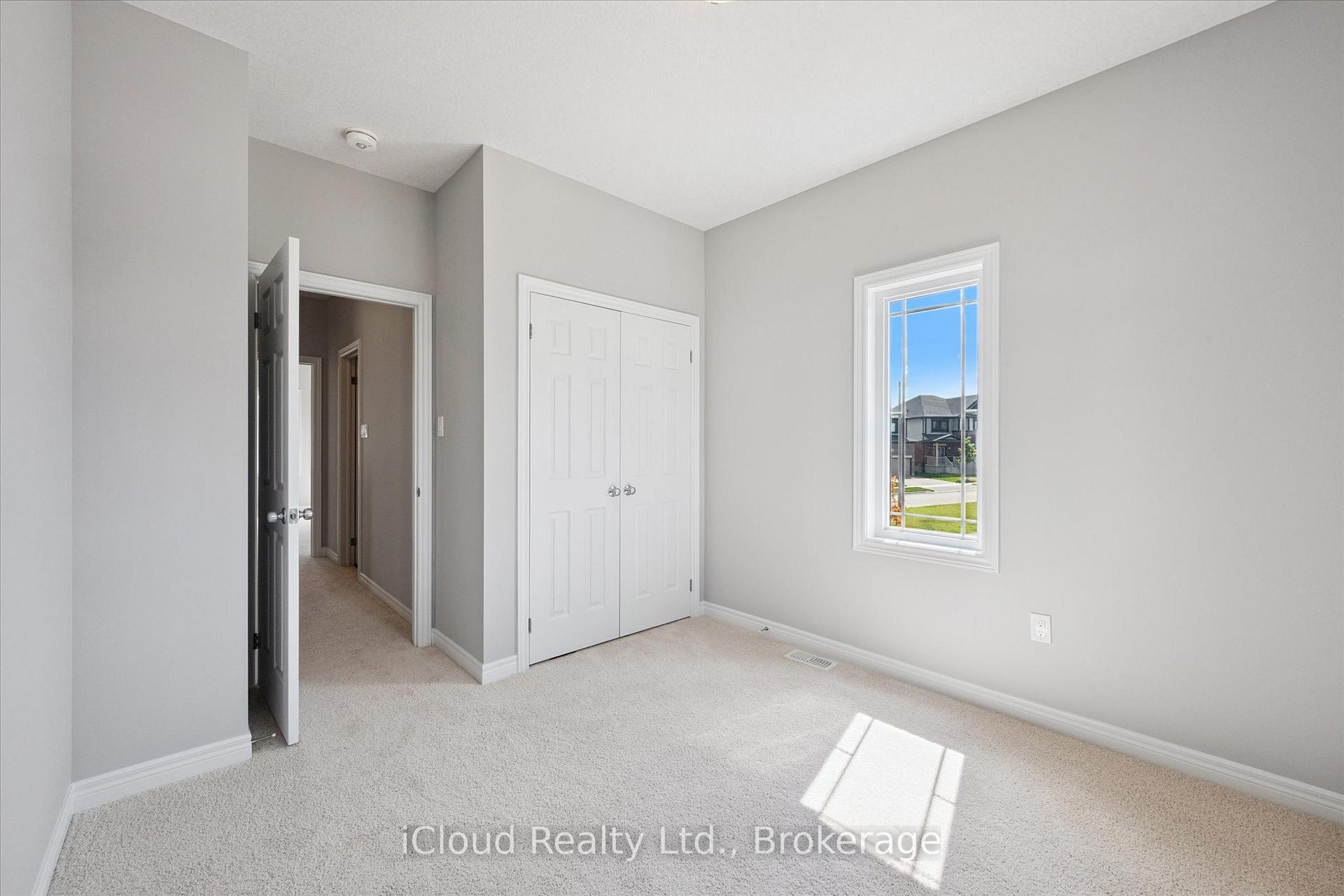 Photo 34 of 18 Everton Drive, Guelph, Clairfields/Hanlon Business Park — HOMEH