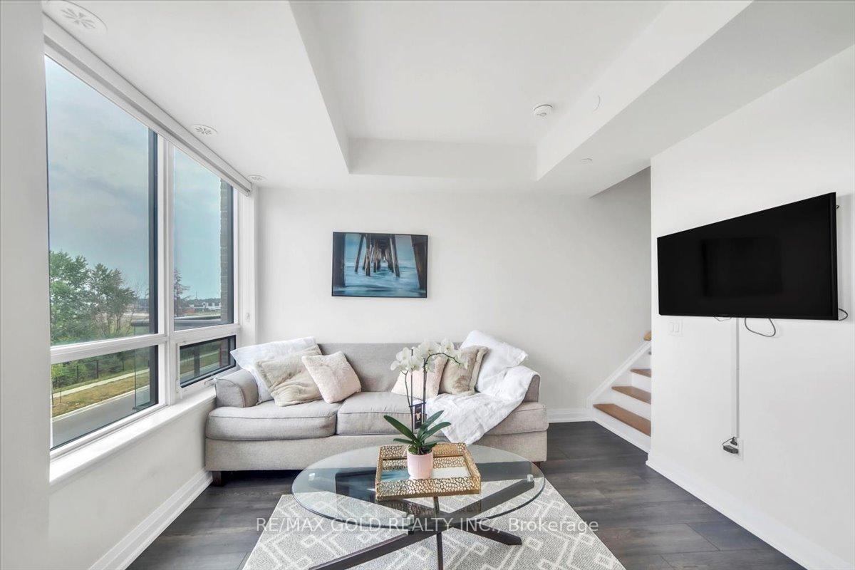 Front of Unit 307, 95 Attmar Drive