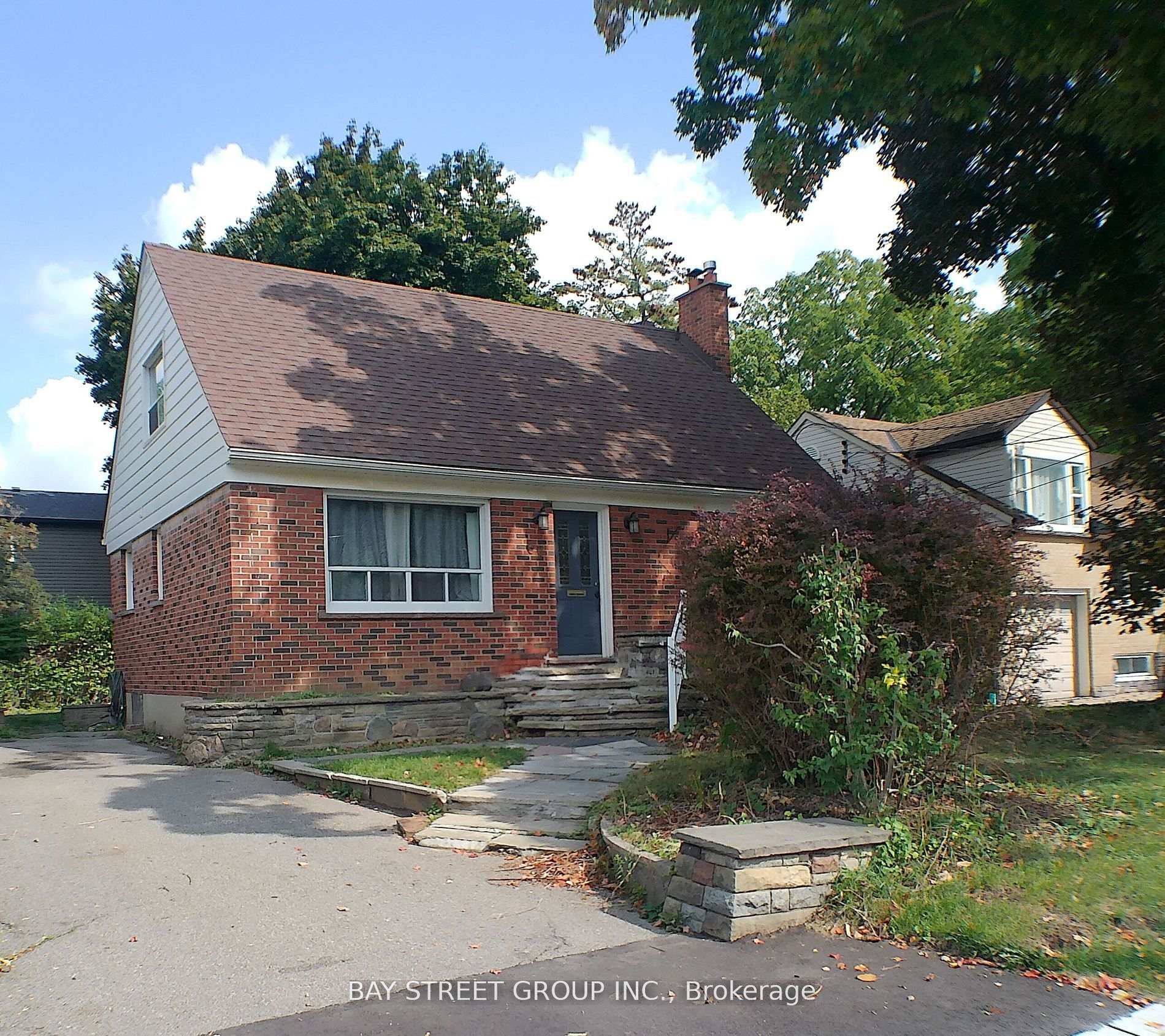 Photo 1 of 60 Mary Street, Brampton, Downtown Brampton — HOMEH