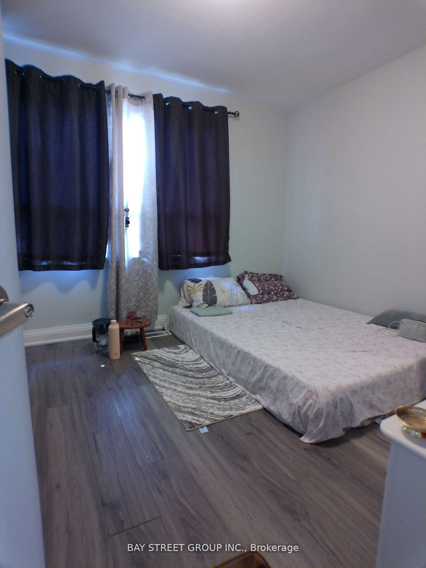 Photo 6 of 60 Mary Street, Brampton, Downtown Brampton — HOMEH