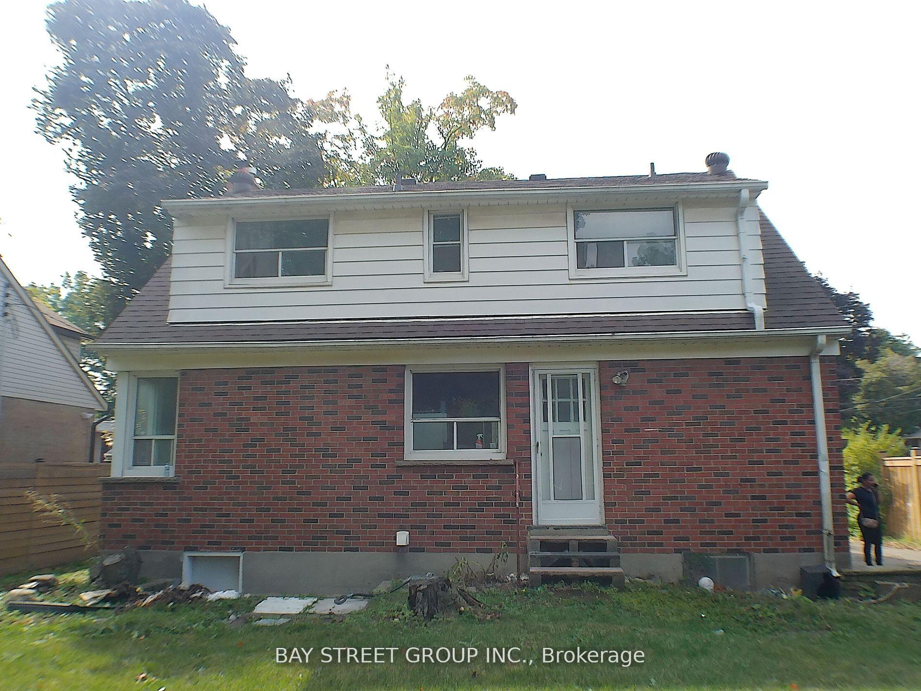 Photo 14 of 60 Mary Street, Brampton, Downtown Brampton — HOMEH