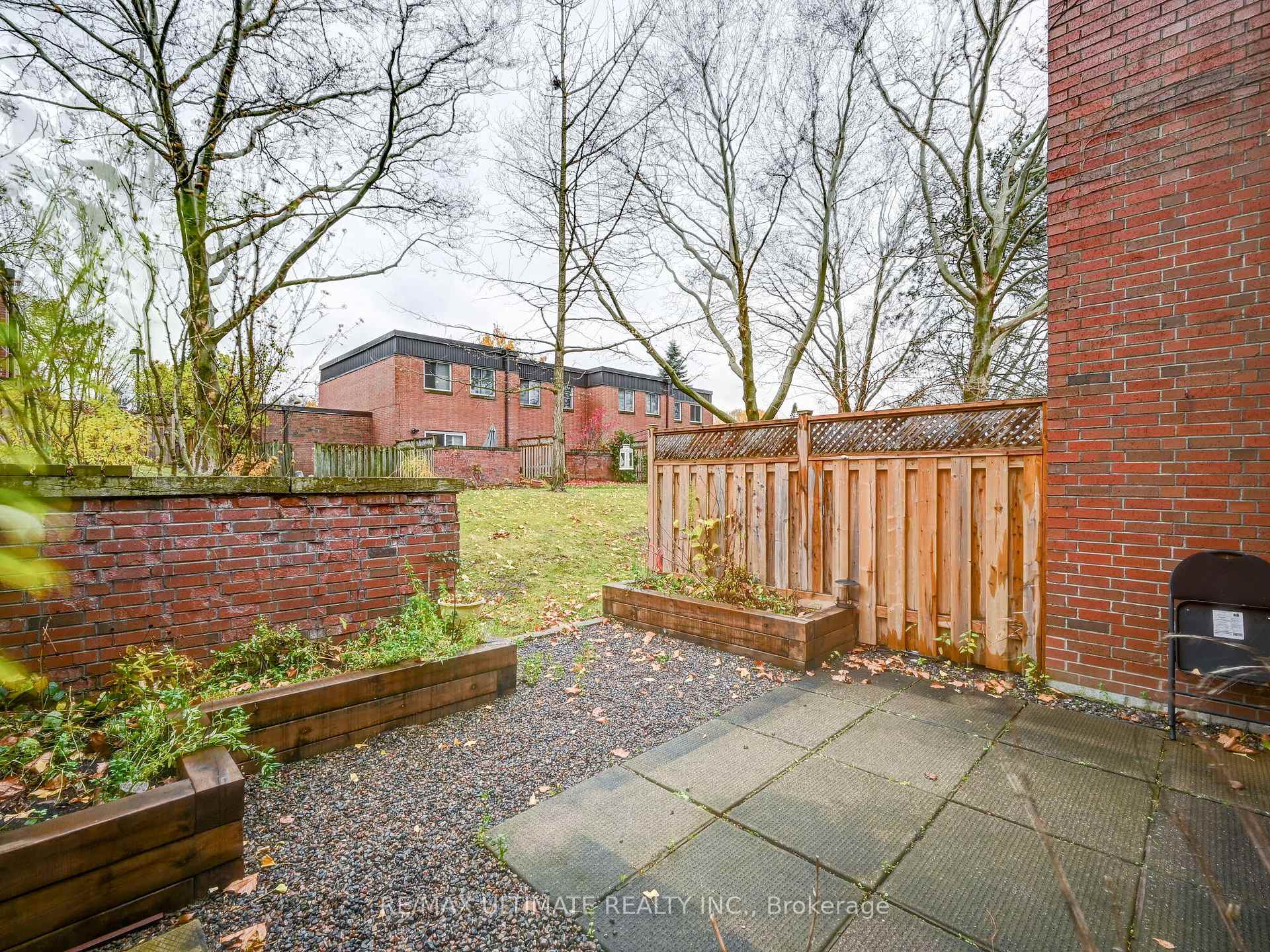 Photo 25 of Unit 51, 6476 Huggins Street, Niagara Falls, Stamford — HOMEH