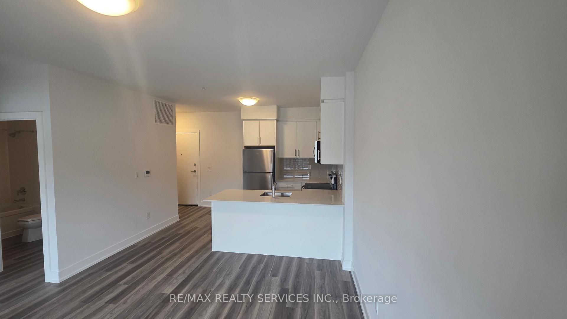 Photo 11 of Unit 411, 1100 Lackner Place, Kitchener — HOMEH