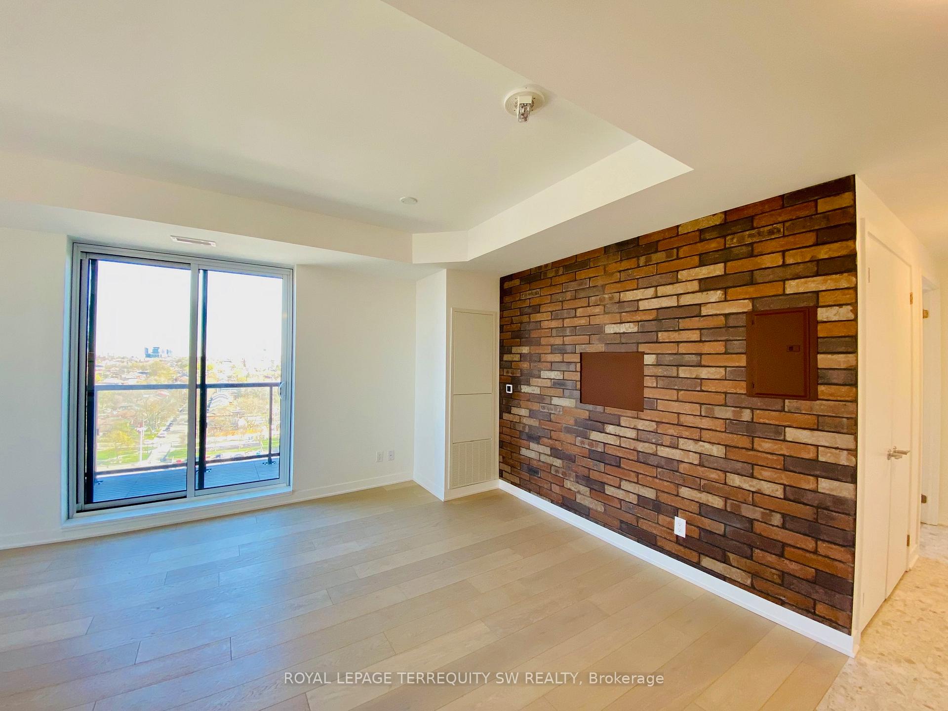 Photo 18 of Unit 1201, 185 Alberta Avenue, Toronto, Oakwood Village — HOMEH