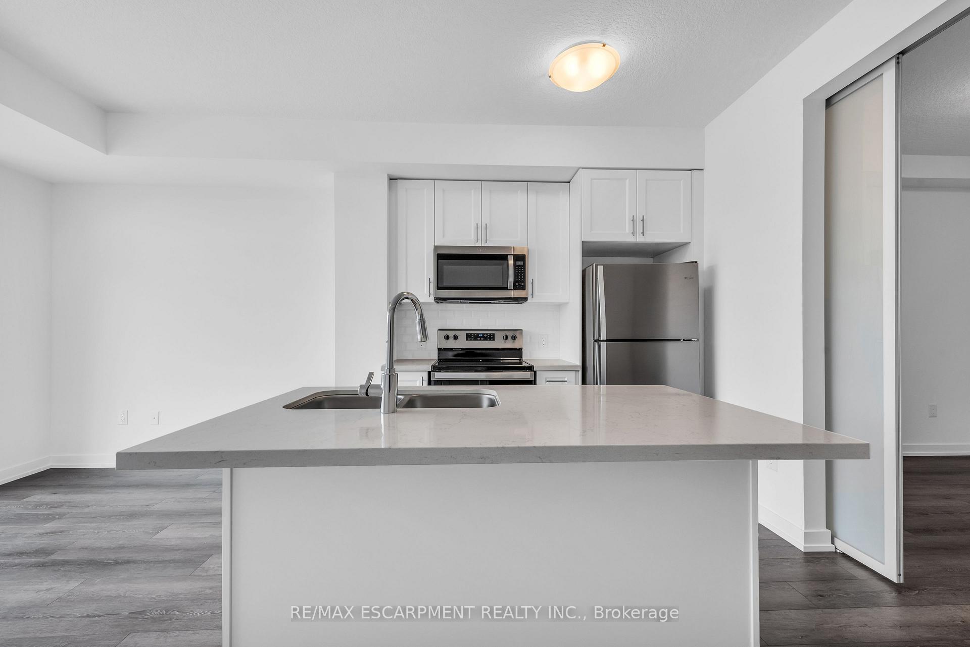 Photo 6 of Unit 220, 470 Dundas Street E, Hamilton, Waterdown — HOMEH