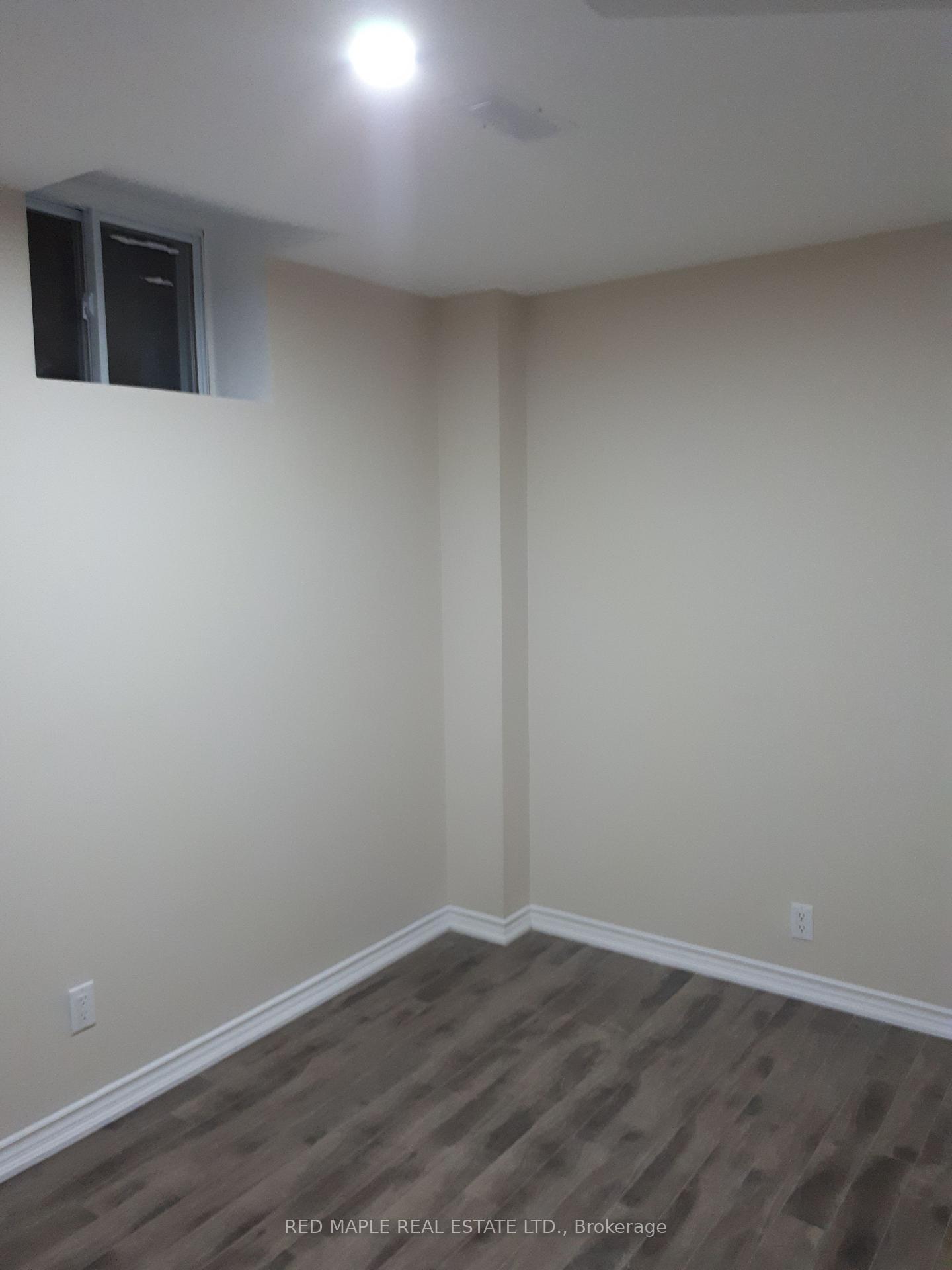 Photo 11 of 9 Treasure Drive, Brampton, Fletcher's Meadow — HOMEH