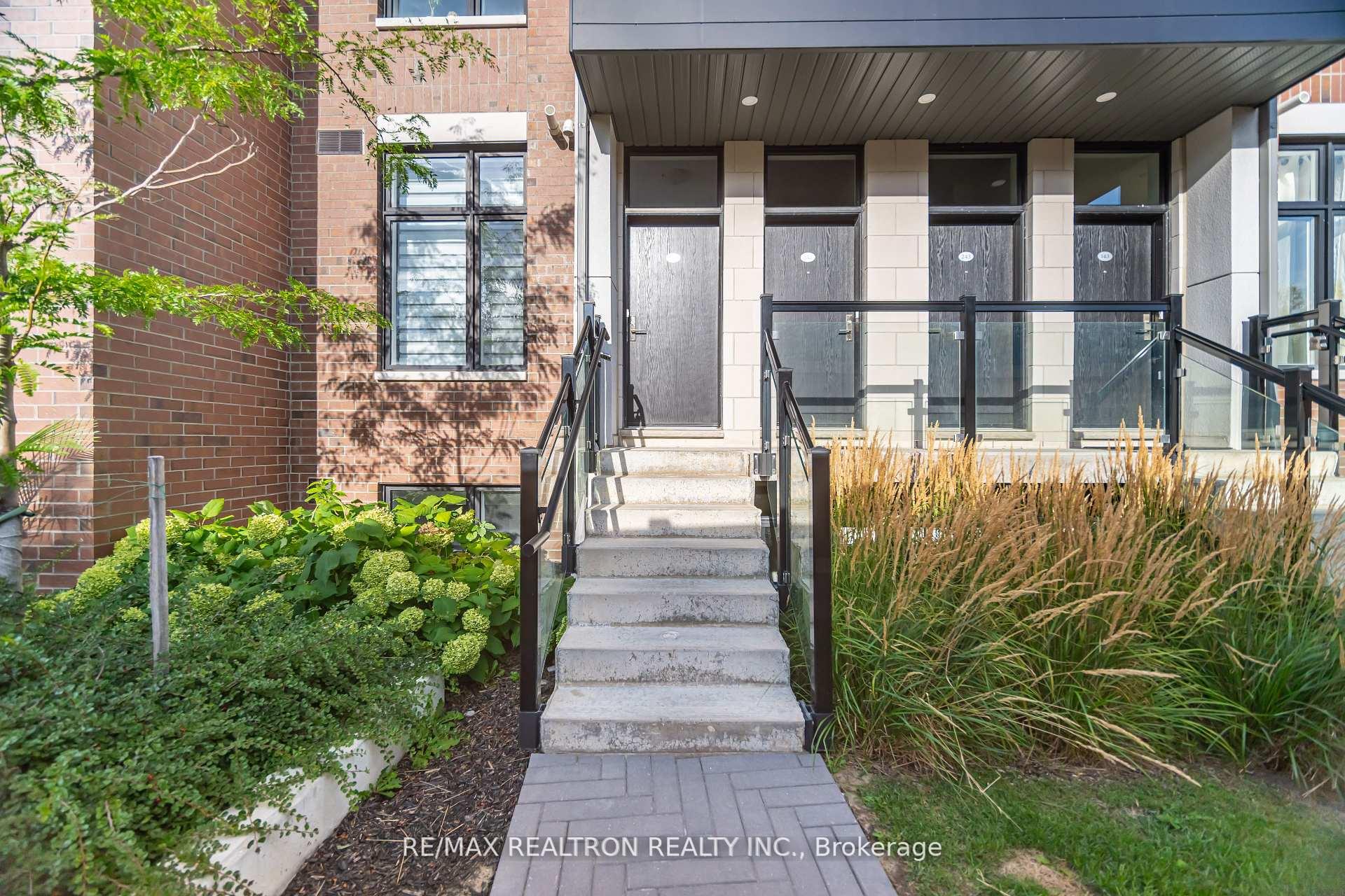 Photo 5 of Unit L142, 9580 Islington Avenue, Vaughan, Sonoma Heights — HOMEH