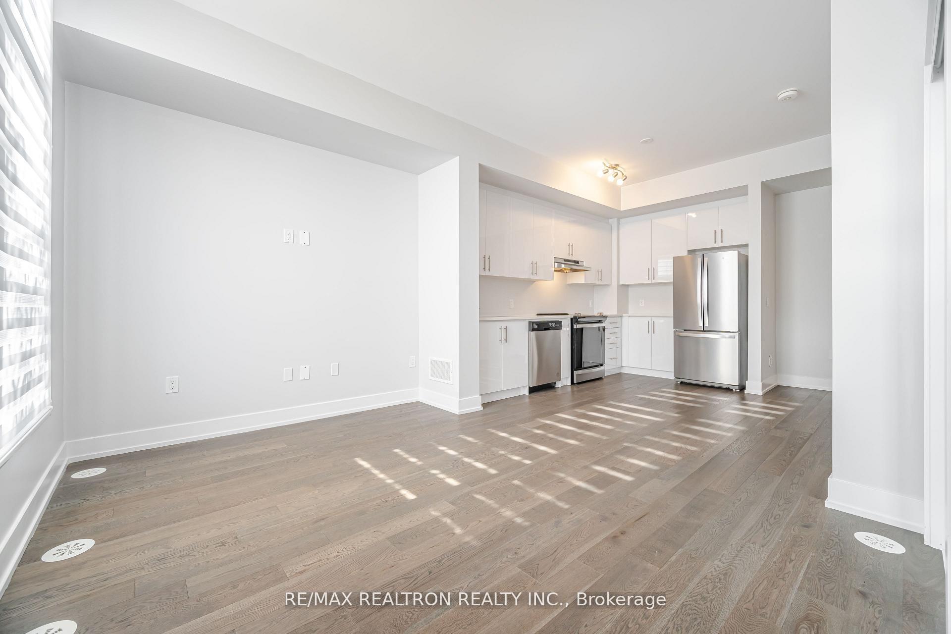Photo 4 of Unit L142, 9580 Islington Avenue, Vaughan, Sonoma Heights — HOMEH