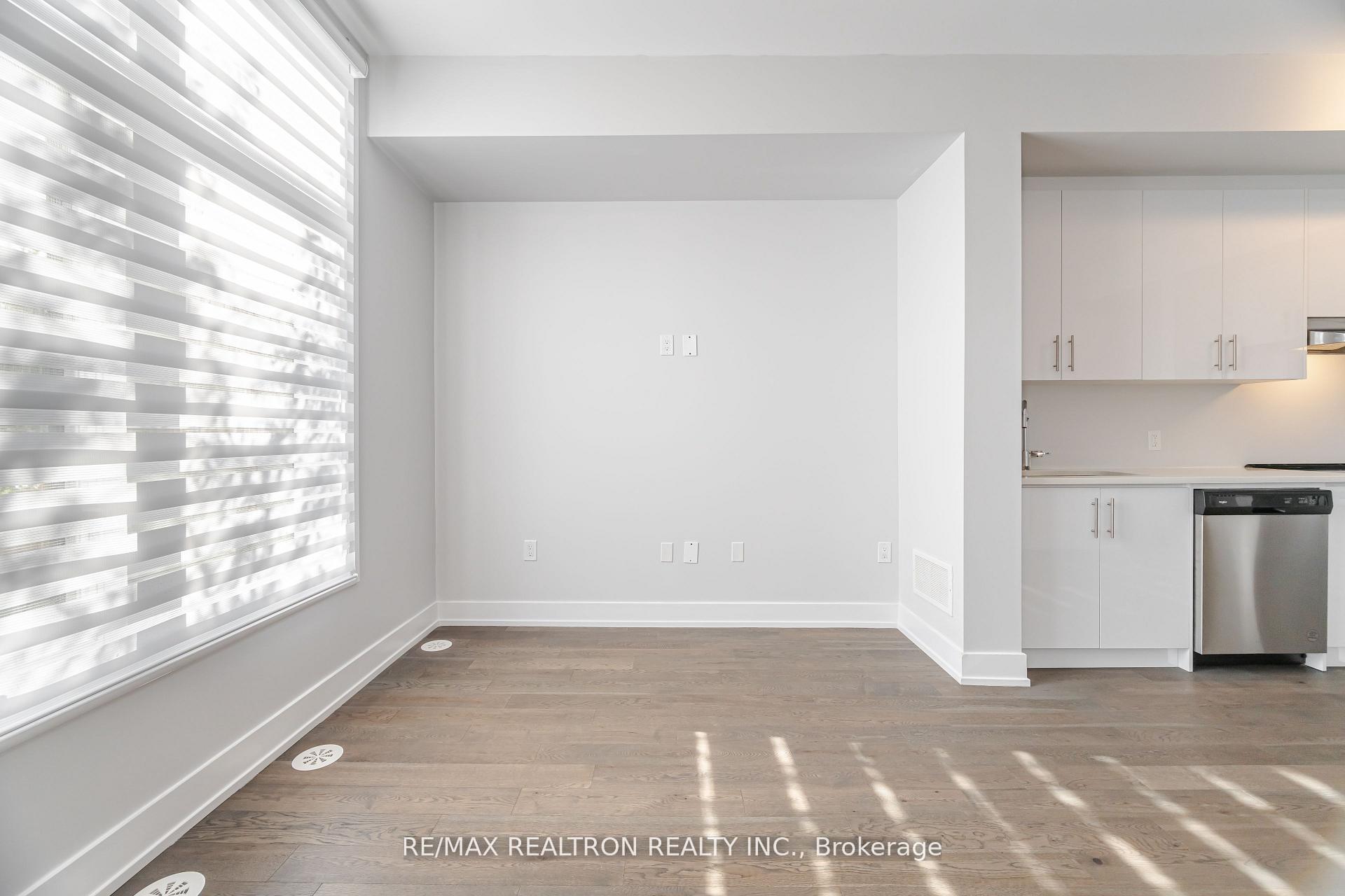 Photo 6 of Unit L142, 9580 Islington Avenue, Vaughan, Sonoma Heights — HOMEH