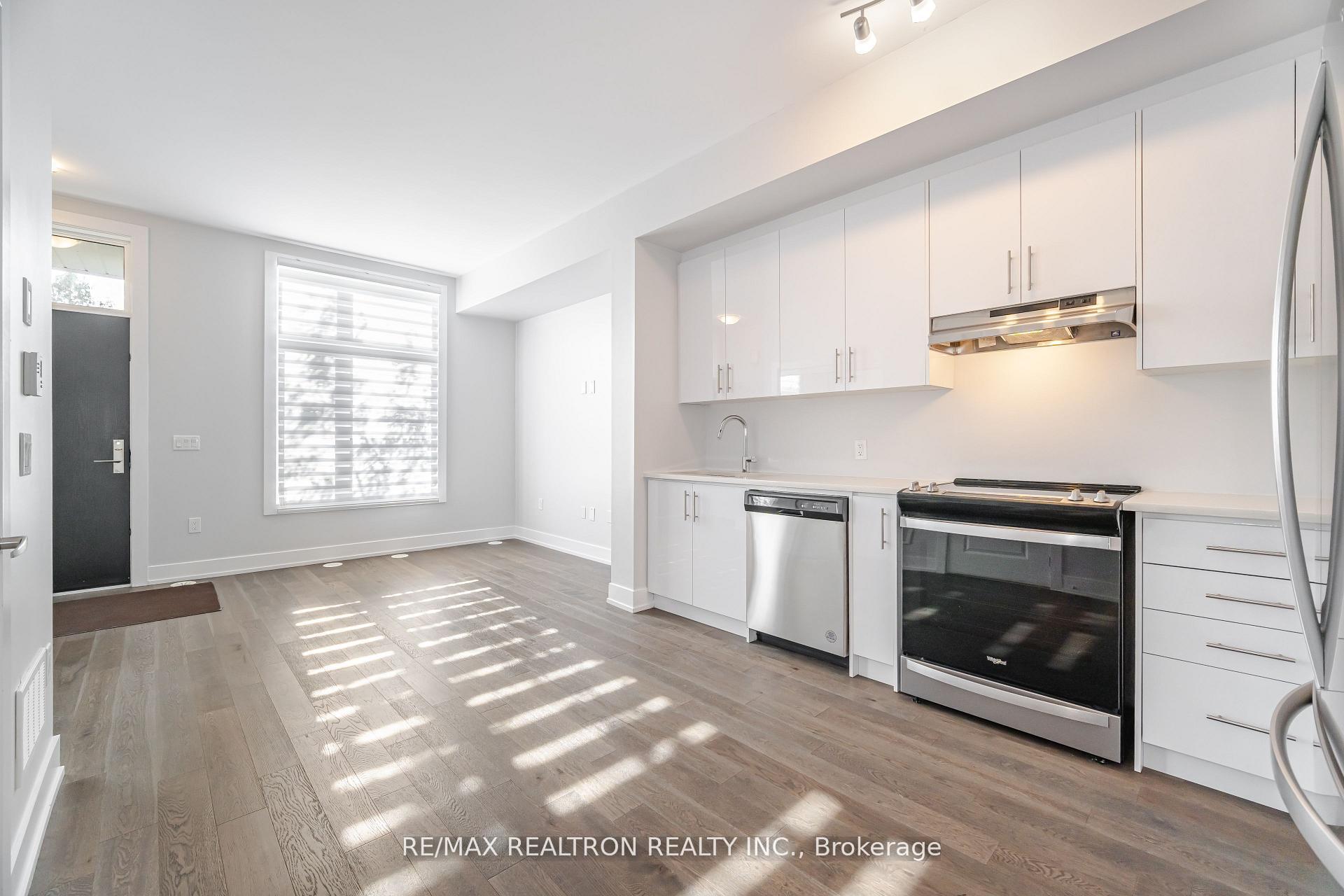 Photo 17 of Unit L142, 9580 Islington Avenue, Vaughan, Sonoma Heights — HOMEH