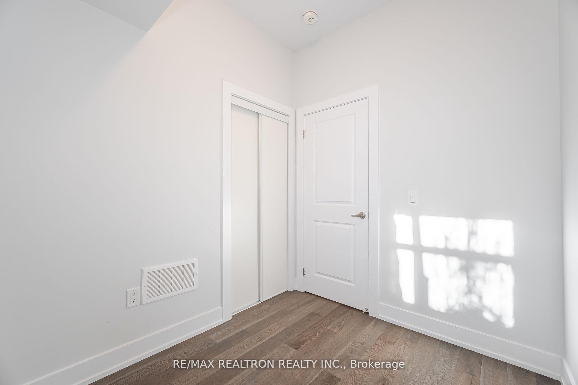 Photo 32 of Unit L142, 9580 Islington Avenue, Vaughan, Sonoma Heights — HOMEH