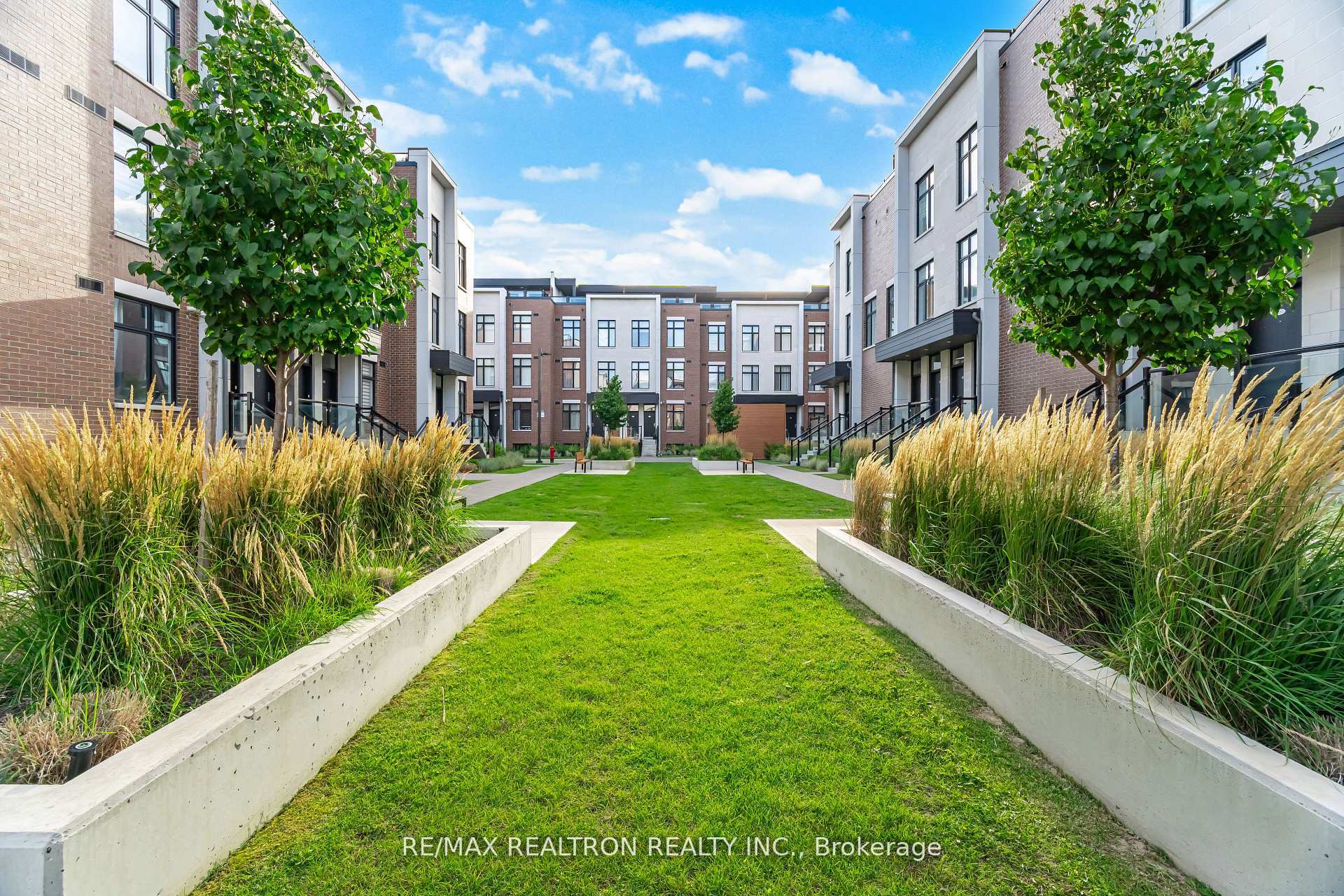 Photo 30 of Unit L142, 9580 Islington Avenue, Vaughan, Sonoma Heights — HOMEH