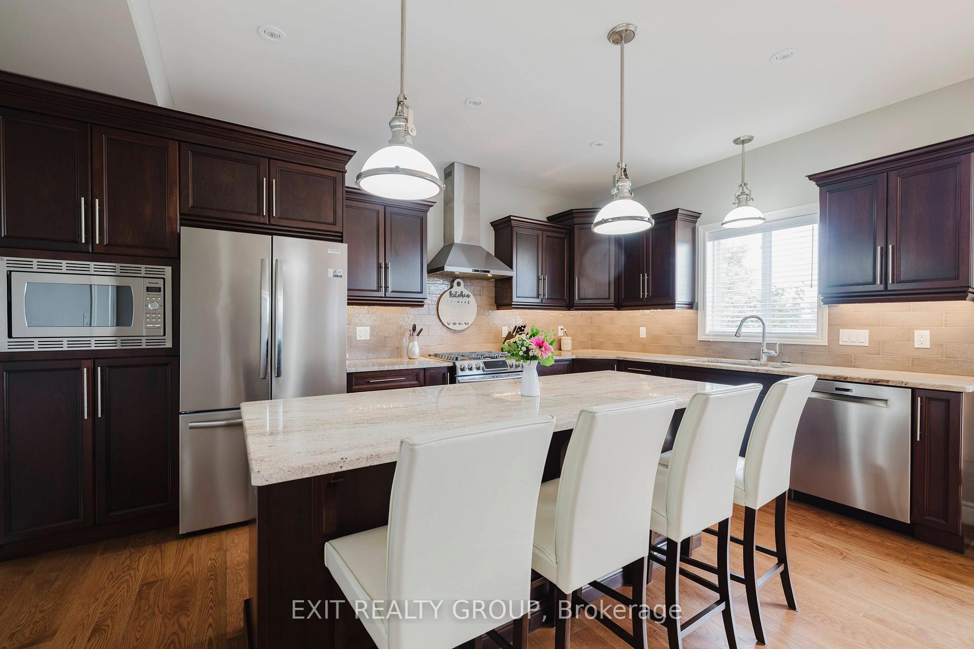 Photo 10 of 53 Hampton Ridge Drive, Belleville, Belleville Ward — HOMEH