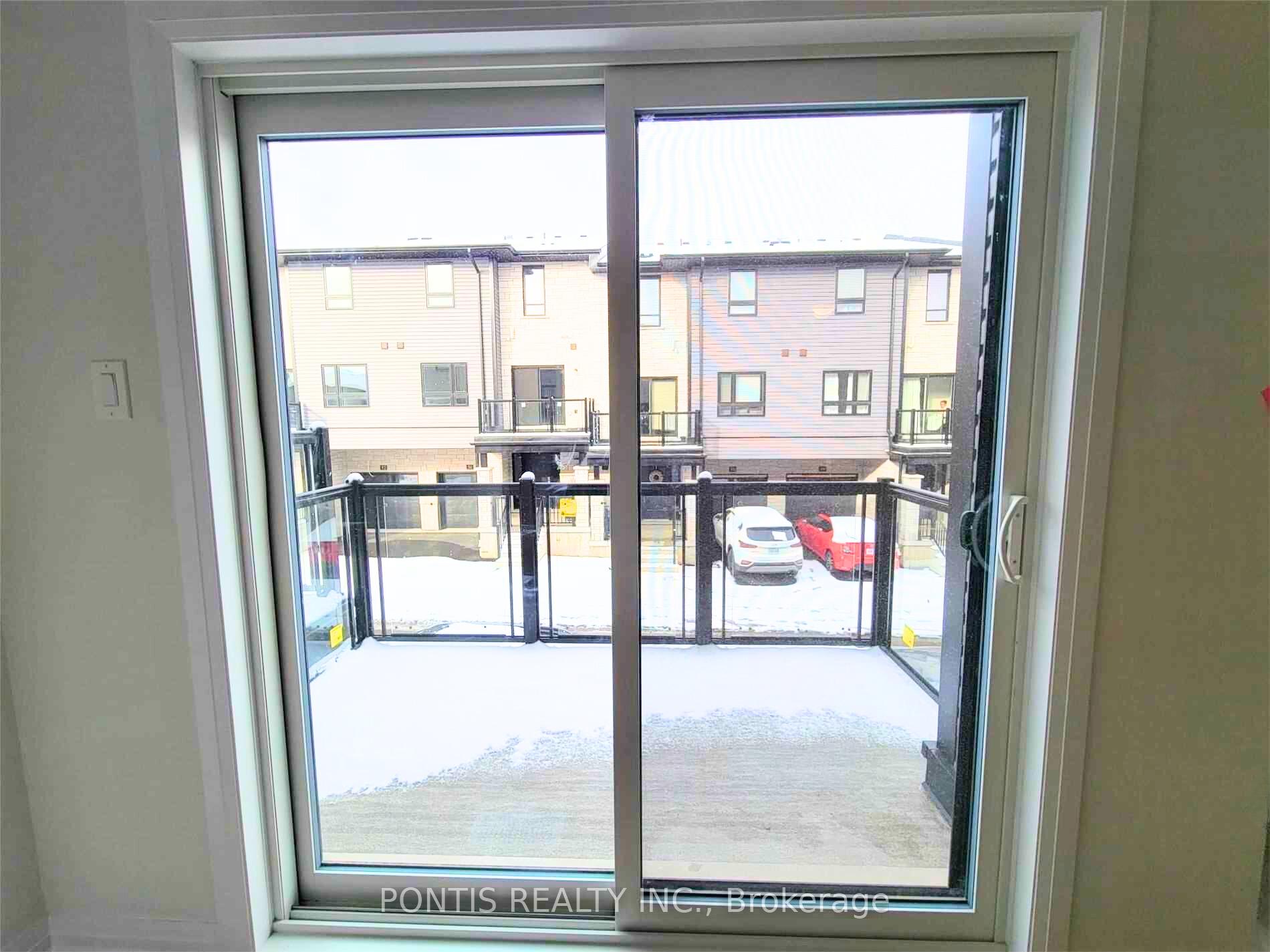 Photo 5 of Unit 42, 51 Sparrow Avenue, Cambridge, Little's Corners — HOMEH