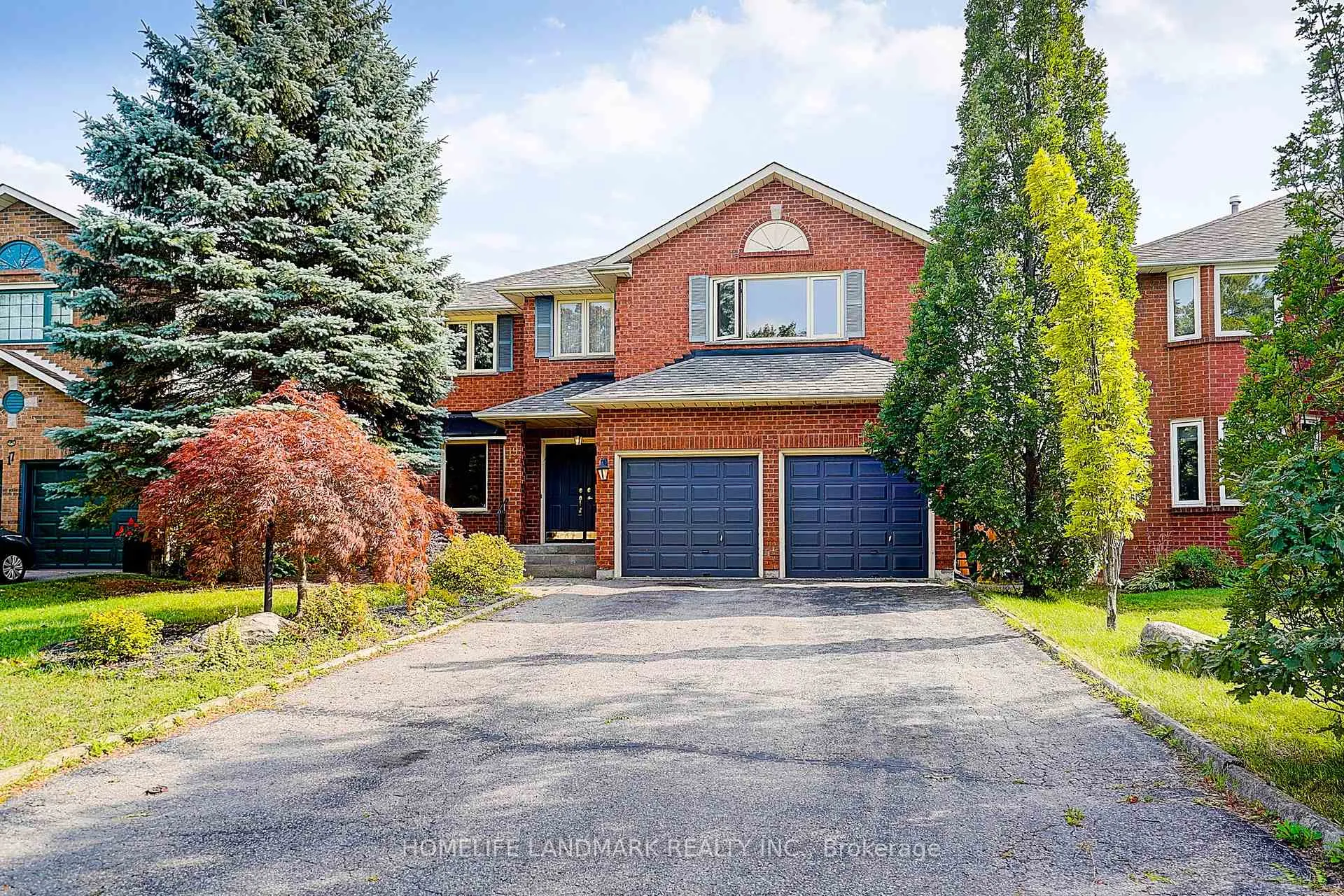 Photo 1 of 19 Bridle Court, Clarington, Courtice — HOMEH