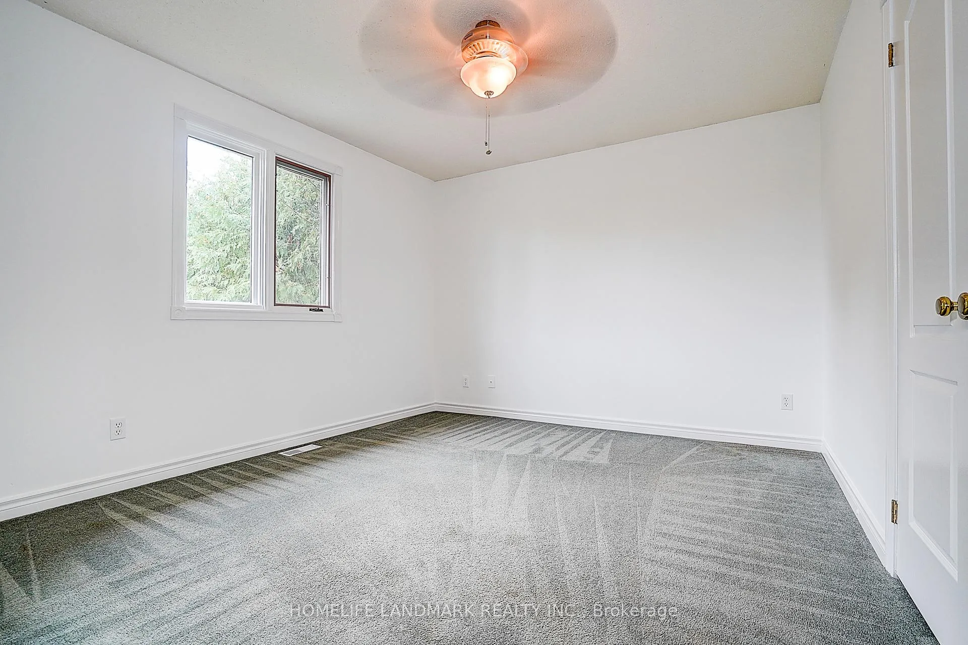 Photo 30 of 19 Bridle Court, Clarington, Courtice — HOMEH