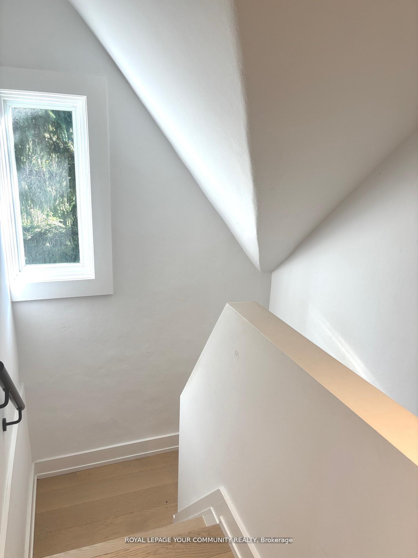 Photo 15 of 495 St Germain Avenue, Toronto, Bedford Park-Nortown — HOMEH
