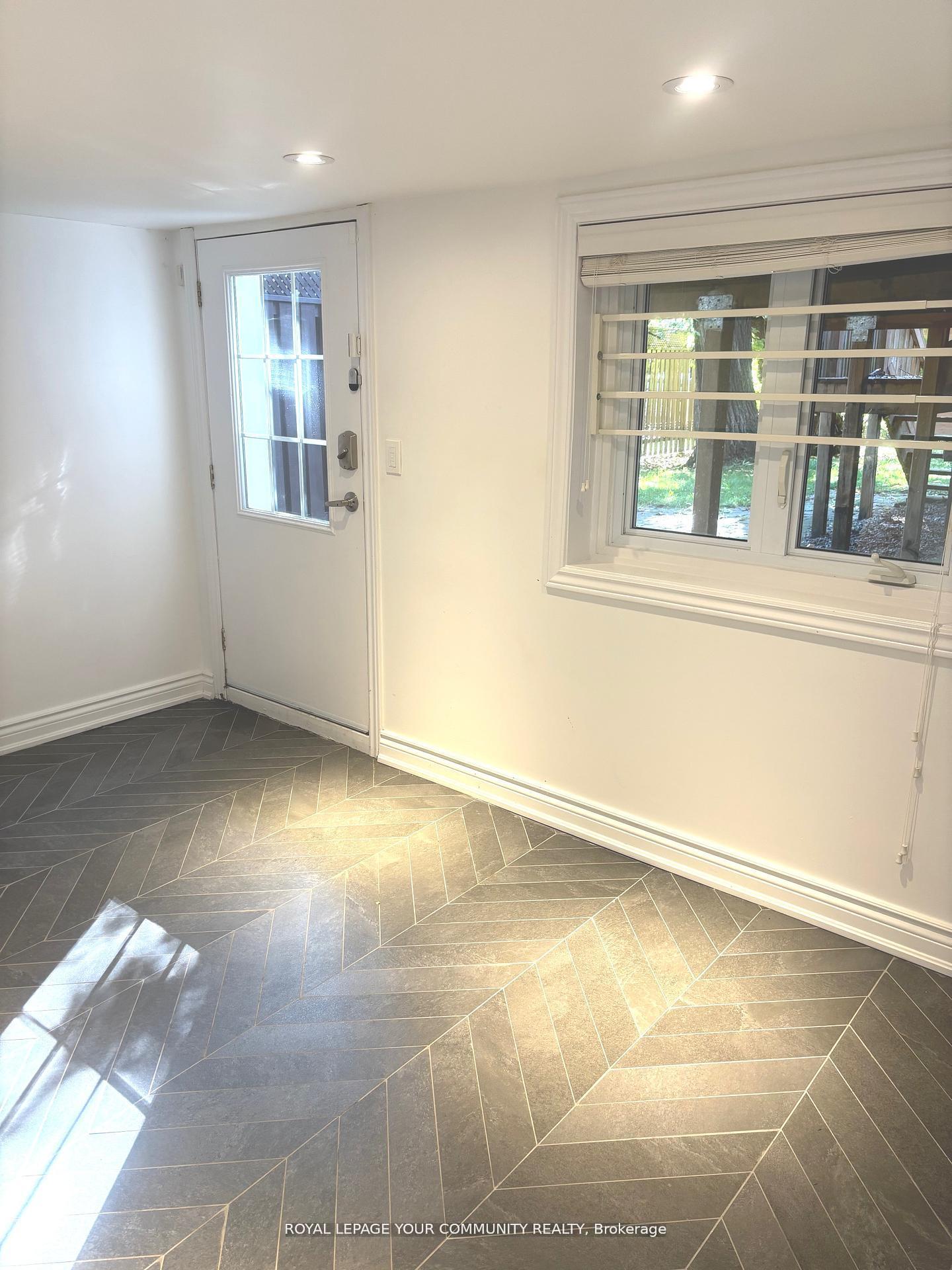 Photo 13 of 495 St Germain Avenue, Toronto, Bedford Park-Nortown — HOMEH