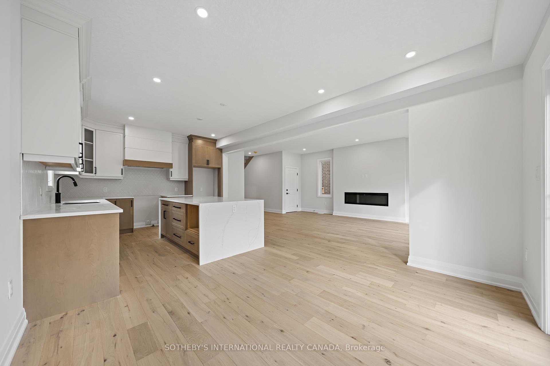 Photo 11 of 297 Ottawa Street N, Kitchener, Downtown/Rockway/S. Ward — HOMEH