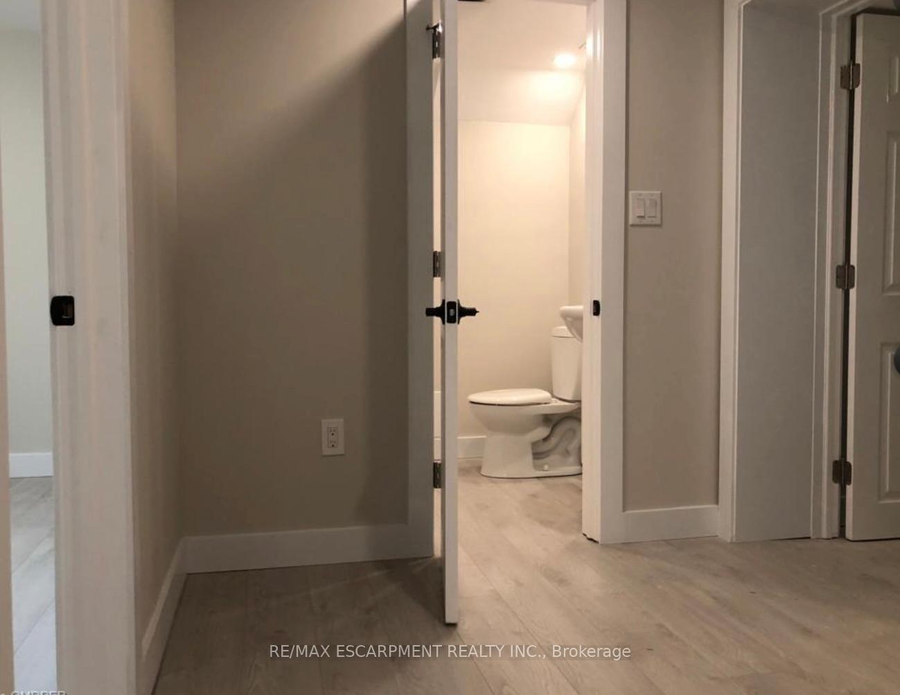 Photo 11 of Unit LOWER, 7 Chalmers Street, St. Catharines, Facer — HOMEH