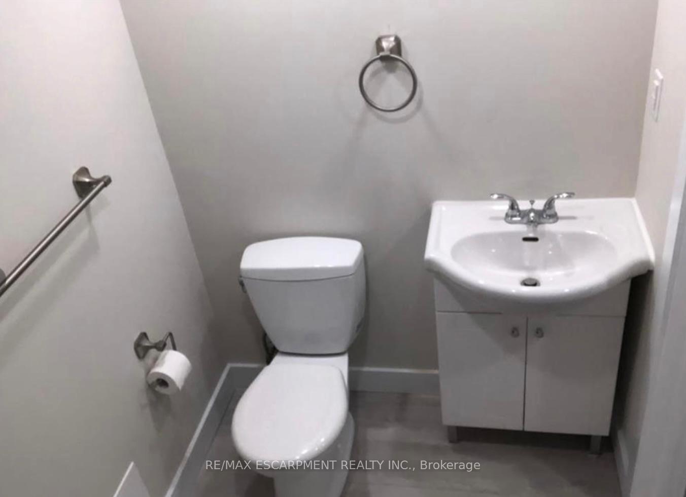 Photo 8 of Unit LOWER, 7 Chalmers Street, St. Catharines, Facer — HOMEH