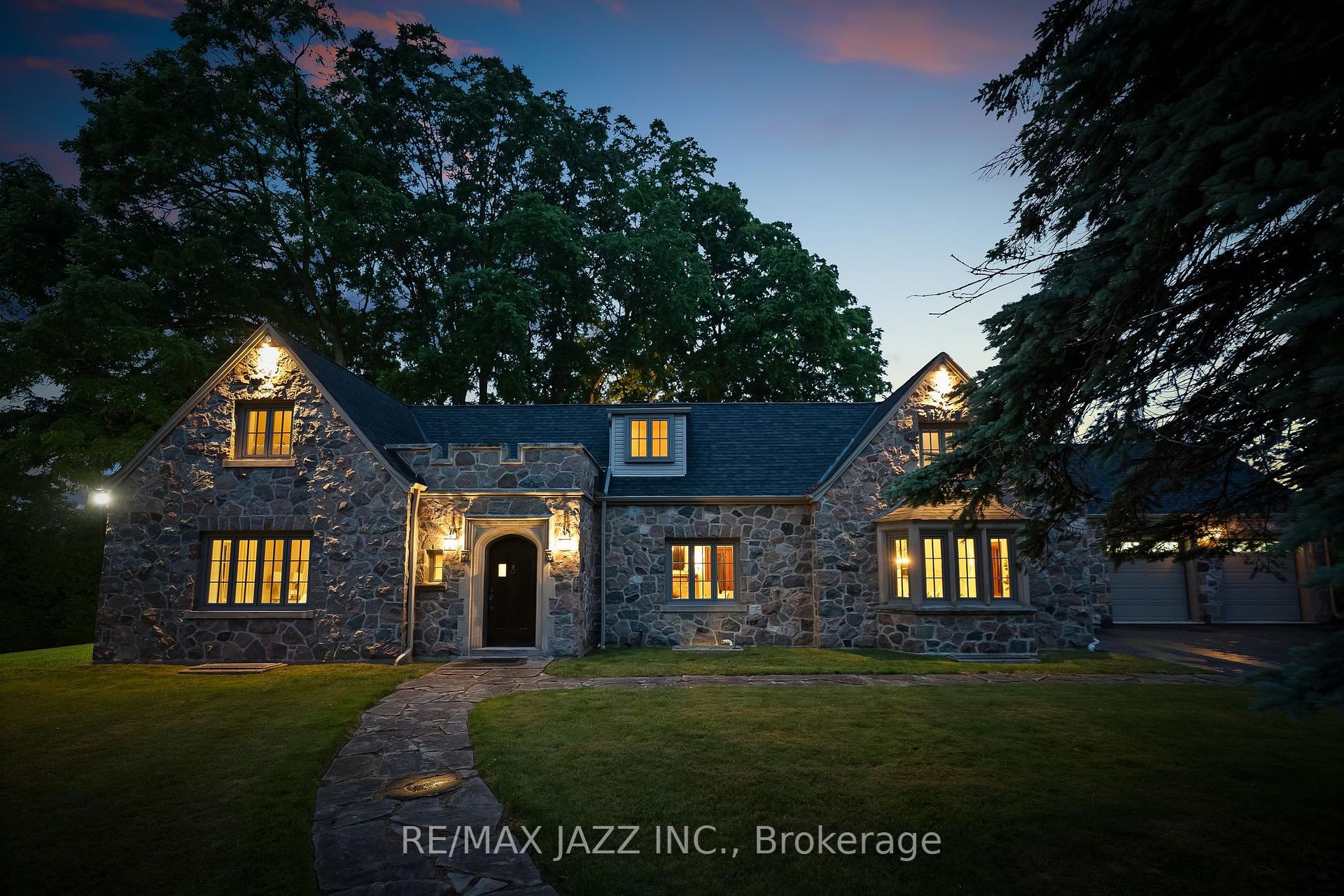 Photo 7 of 690 Bessborough Drive, Oshawa, Centennial — HOMEH
