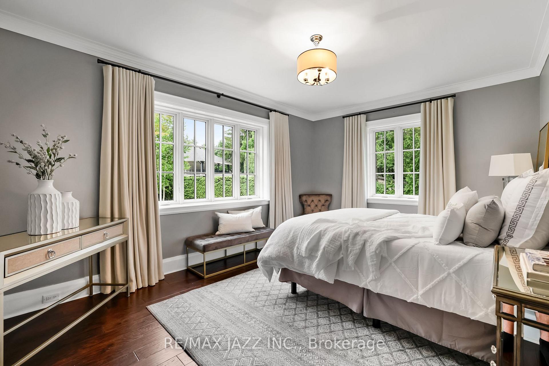 Photo 27 of 690 Bessborough Drive, Oshawa, Centennial — HOMEH