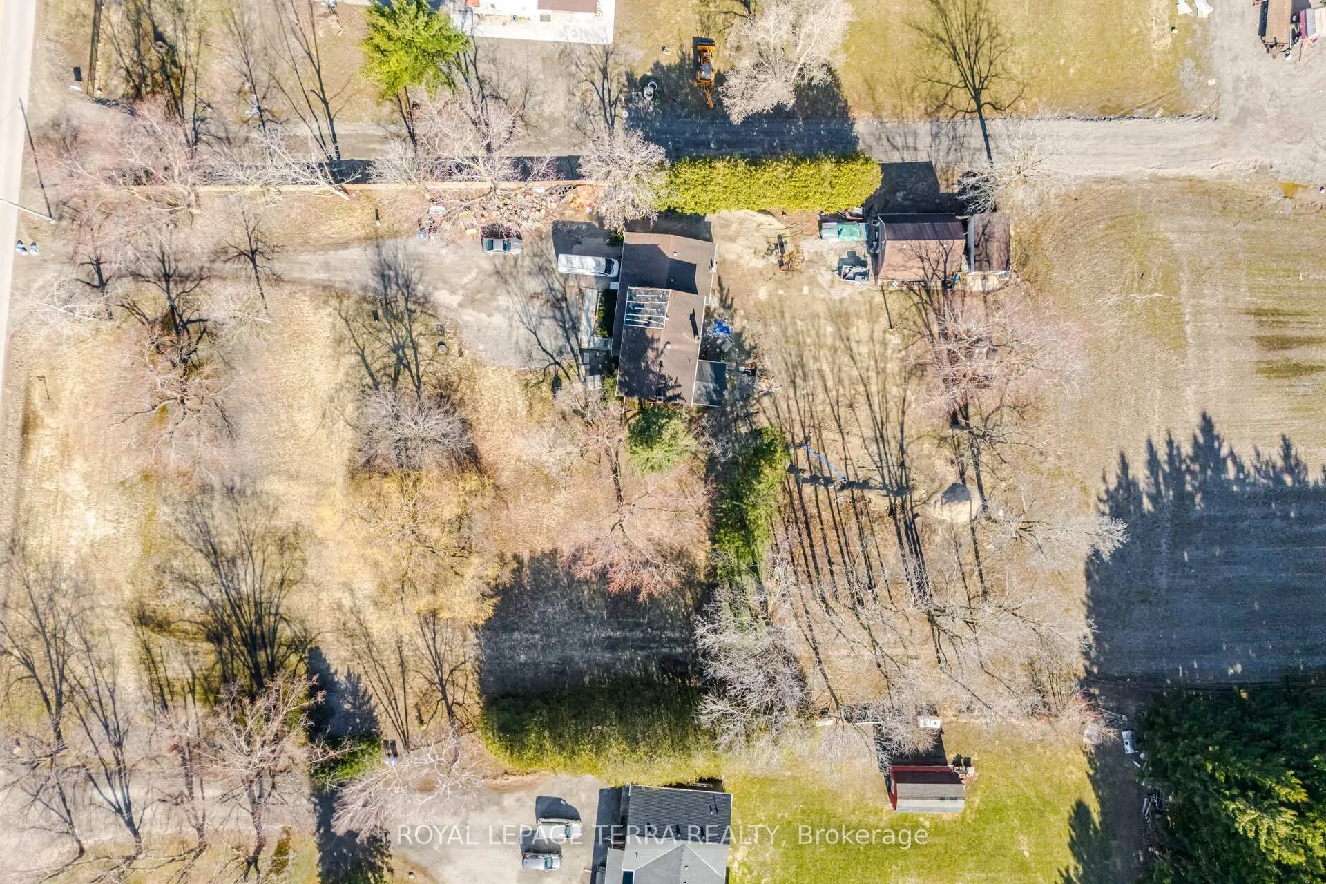Photo 4 of 14457 Bramalea Road, Caledon, Rural Caledon — HOMEH