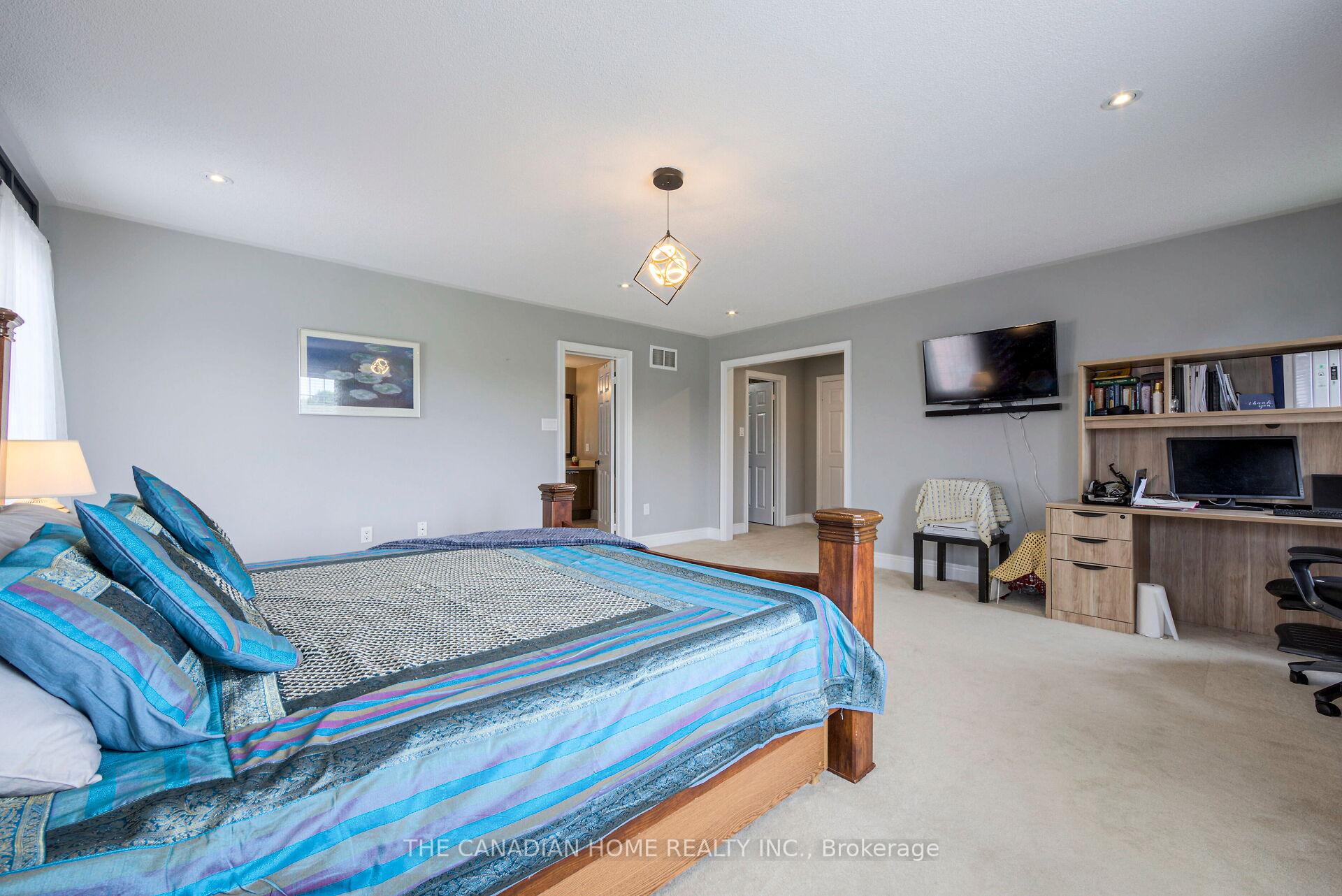 Photo 17 of 35 Ashby Field Road, Brampton, Credit Valley — HOMEH
