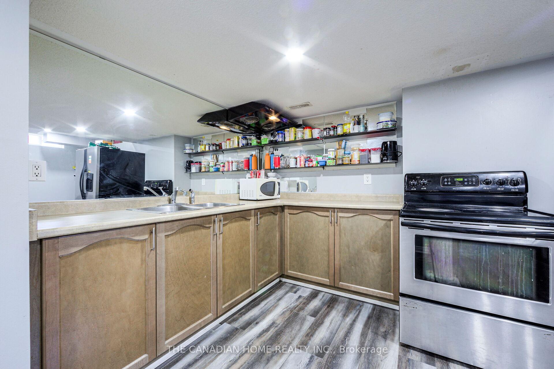 Photo 31 of 35 Ashby Field Road, Brampton, Credit Valley — HOMEH